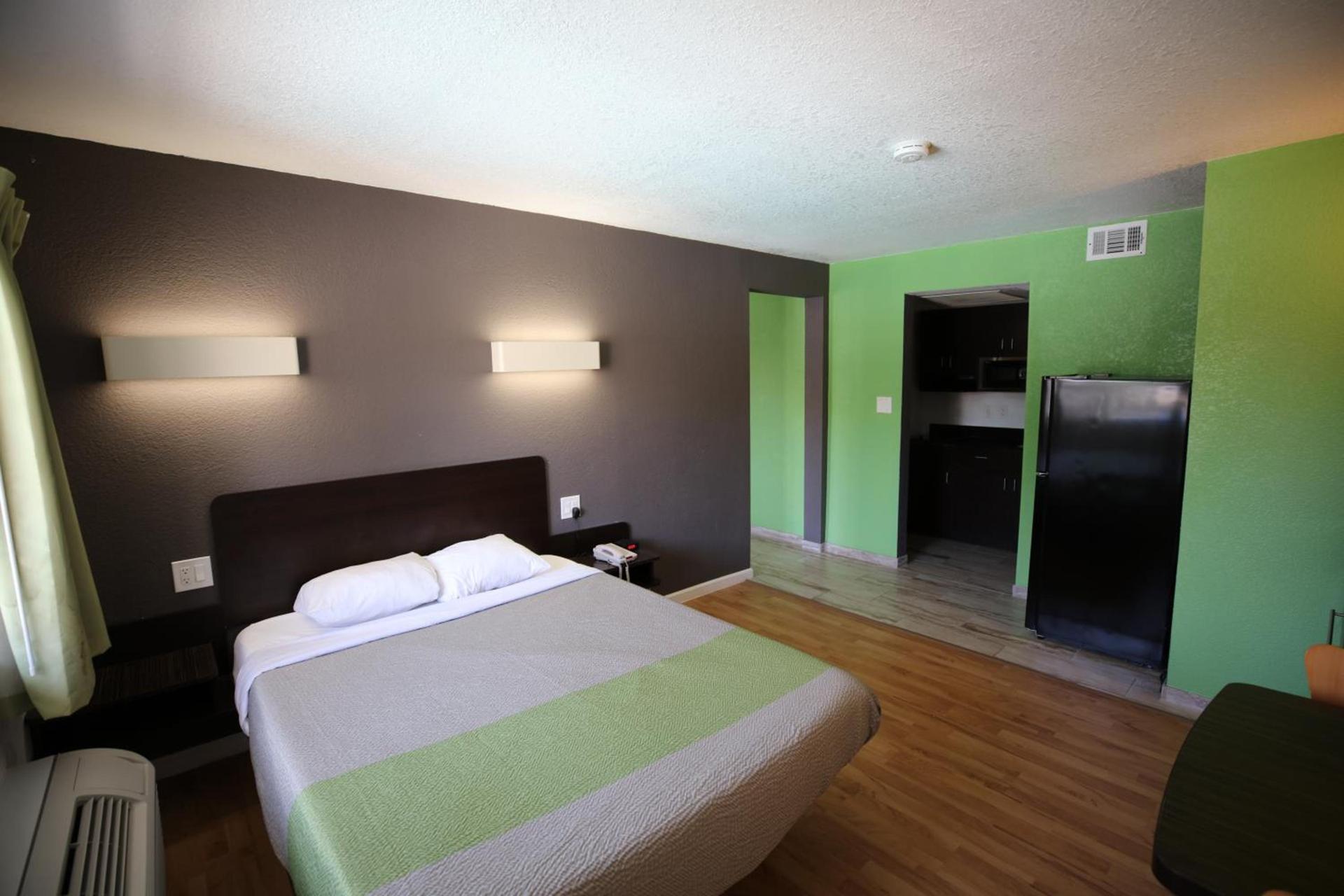 Studio 6-Barstow, CA photo 32