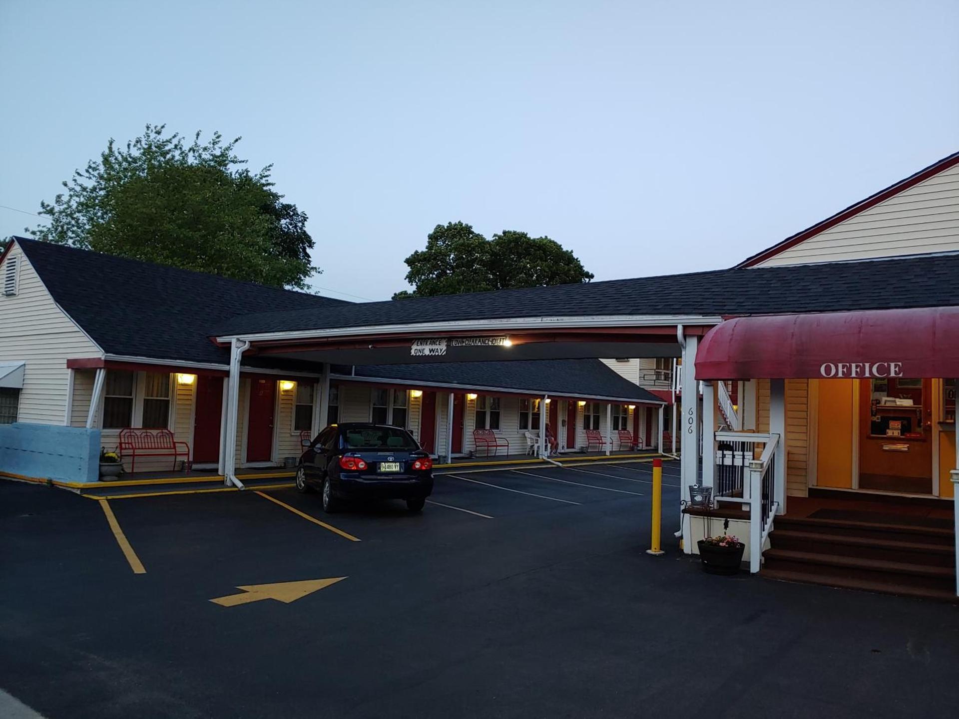 Maine Motel photo 5