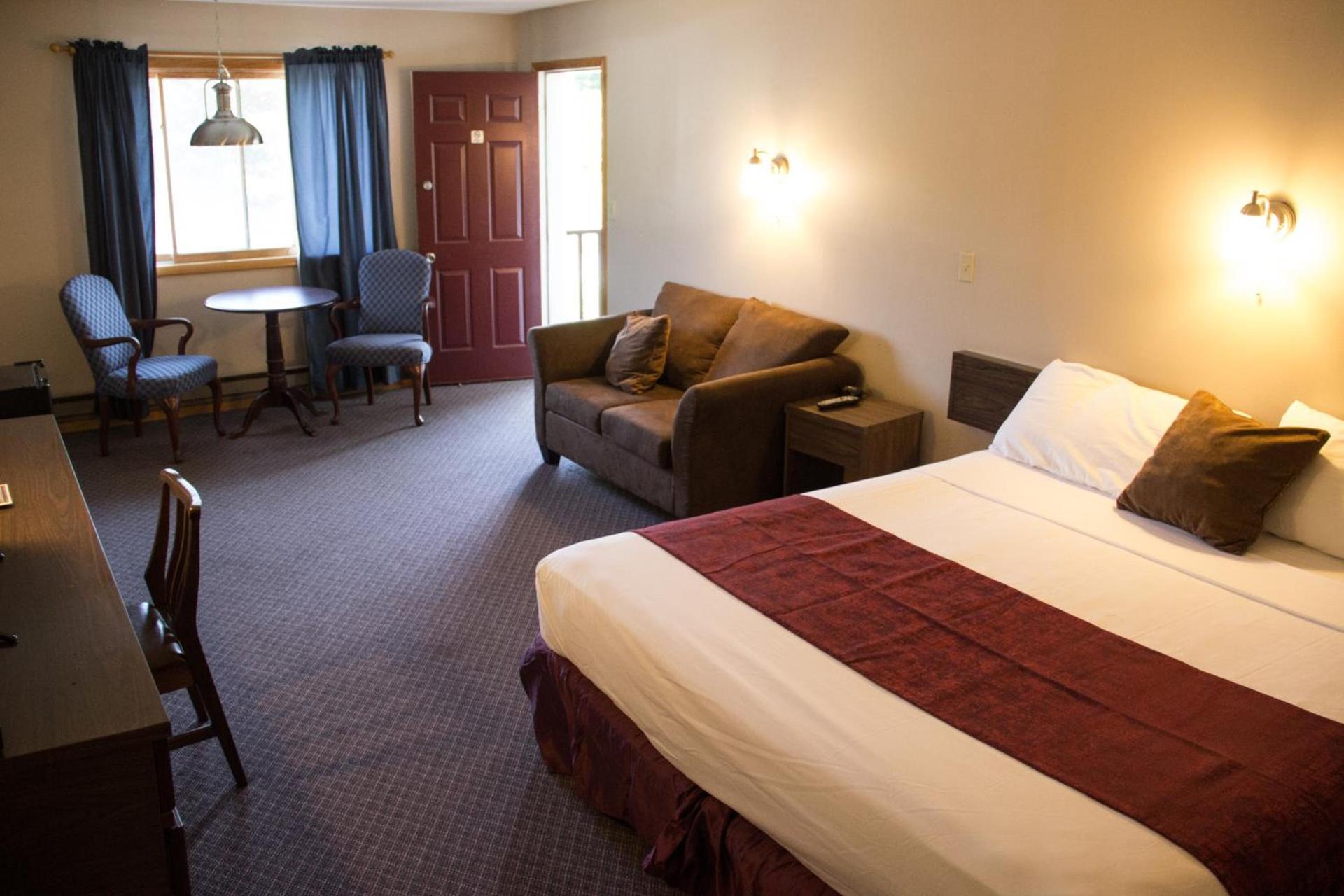 Fran Cove Motel photo 37