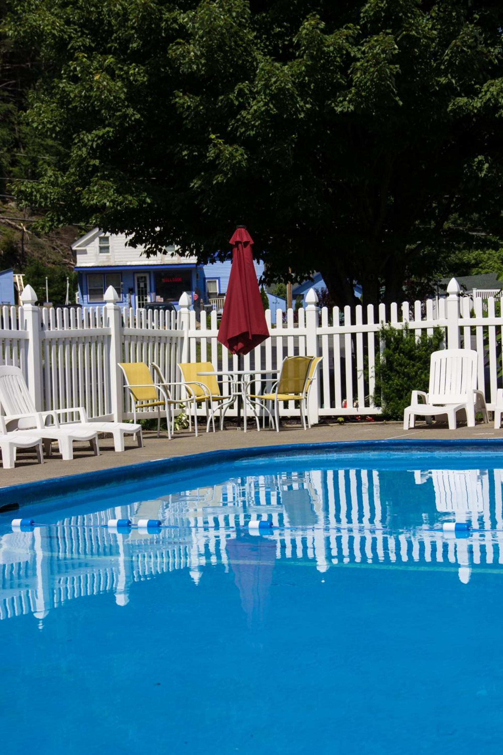Fran Cove Motel photo 15