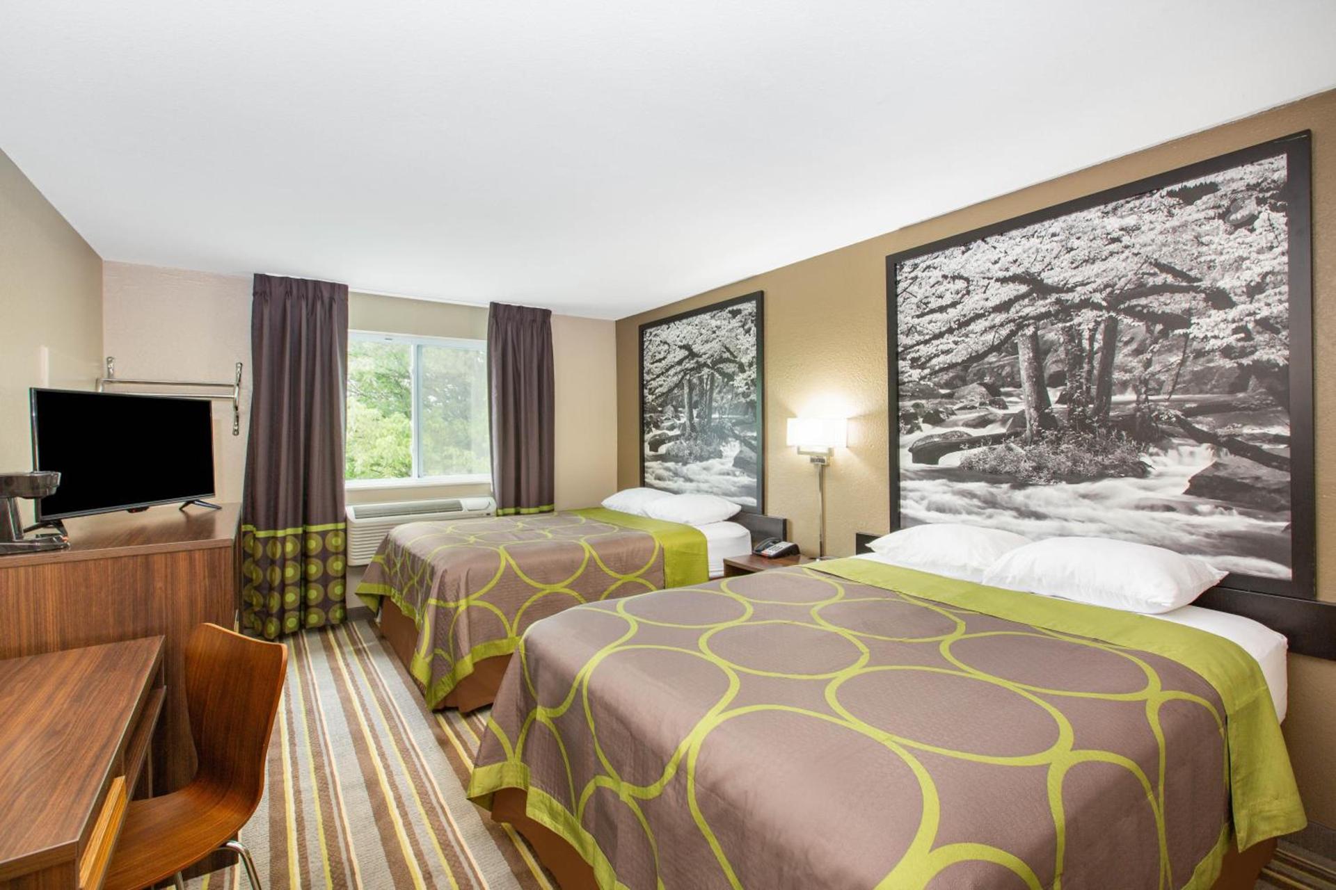 Super 8 by Wyndham Chattanooga Lookout Mountain TN photo 31
