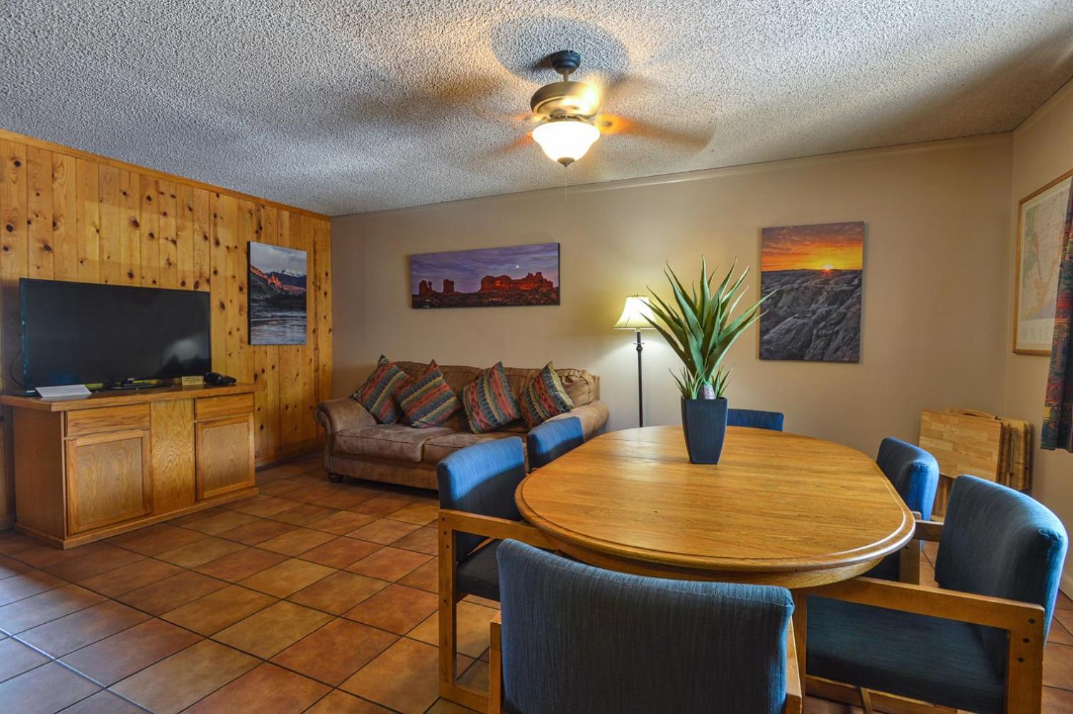 Rustic Inn photo 41
