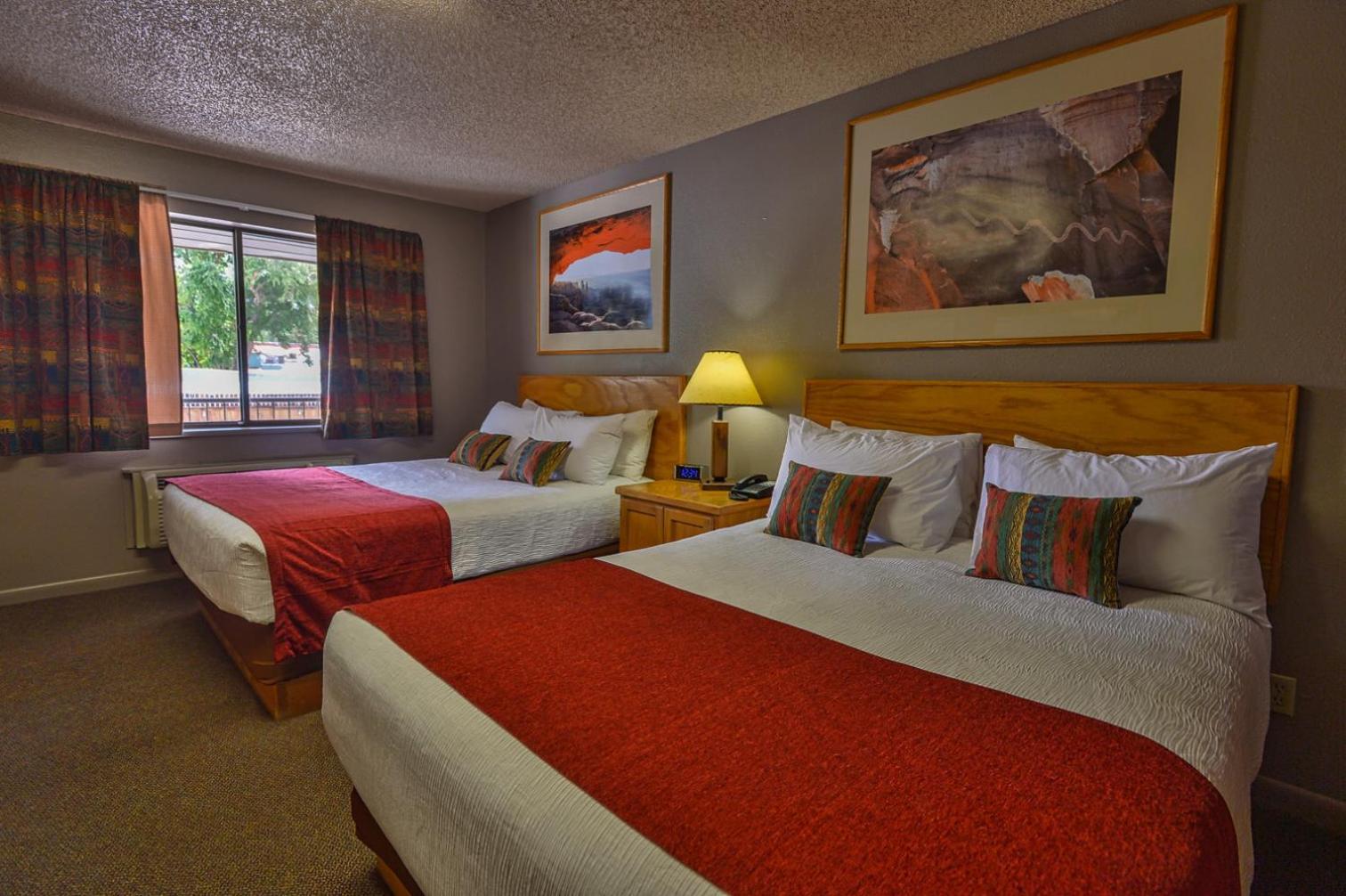 Rustic Inn photo 16