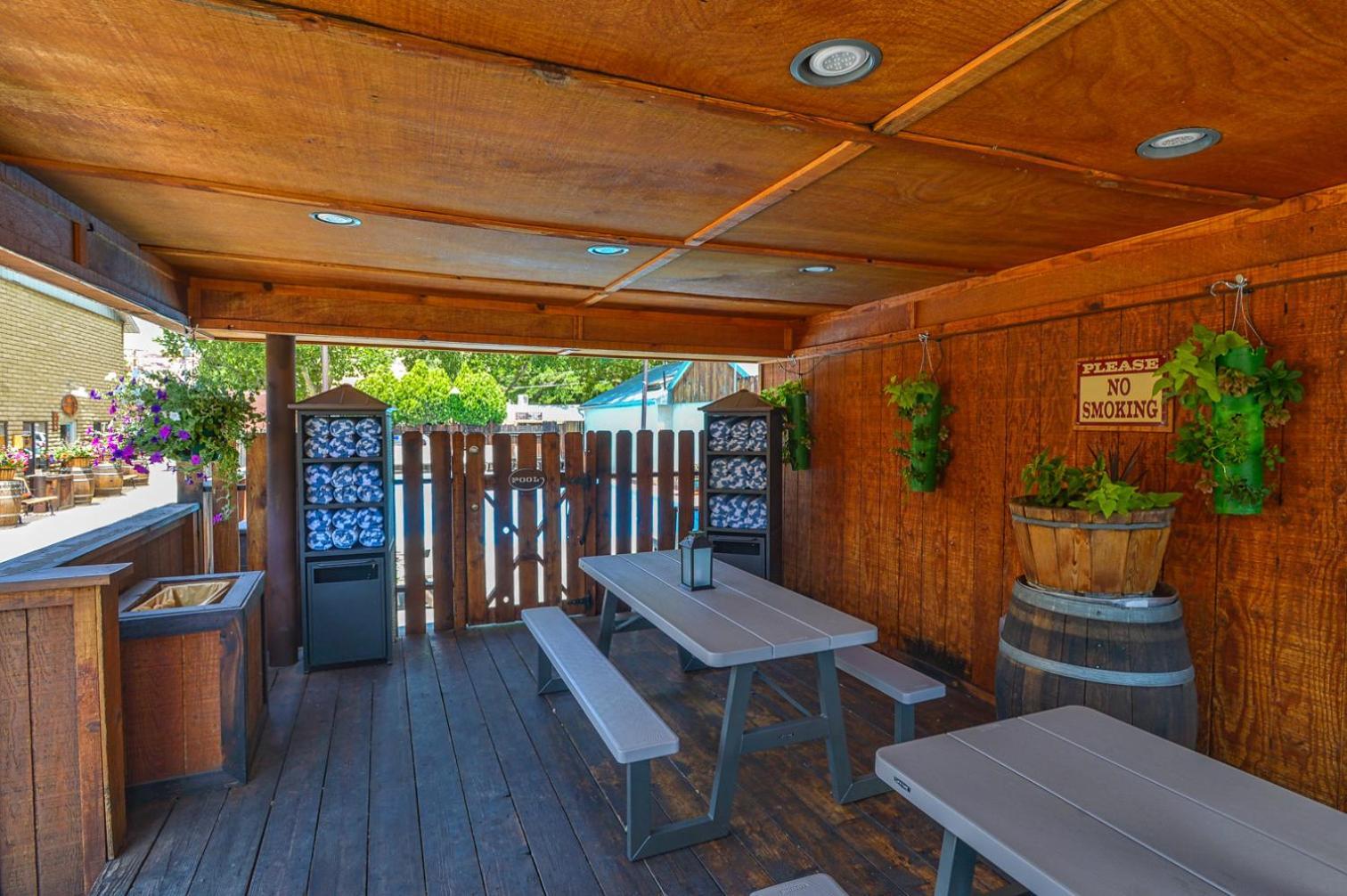 Rustic Inn photo 35