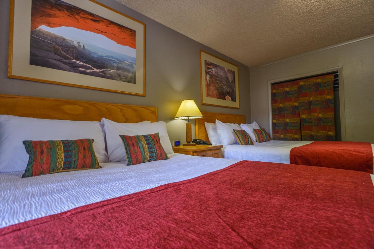 Rustic Inn photo 15