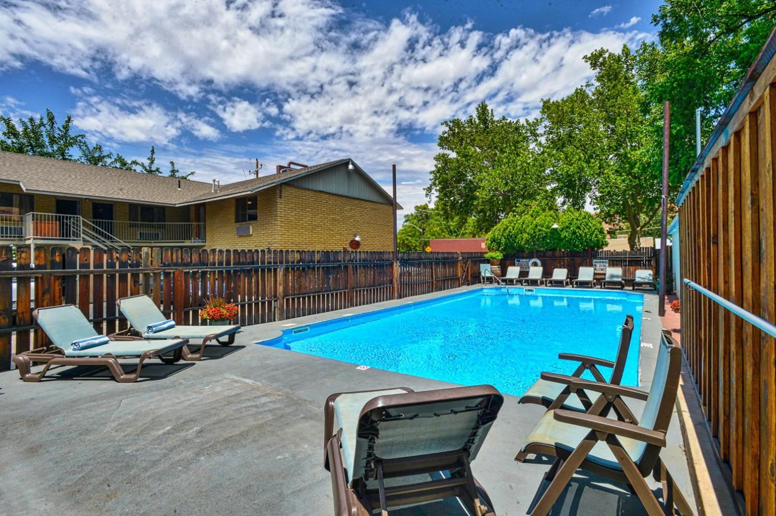 Rustic Inn photo 30