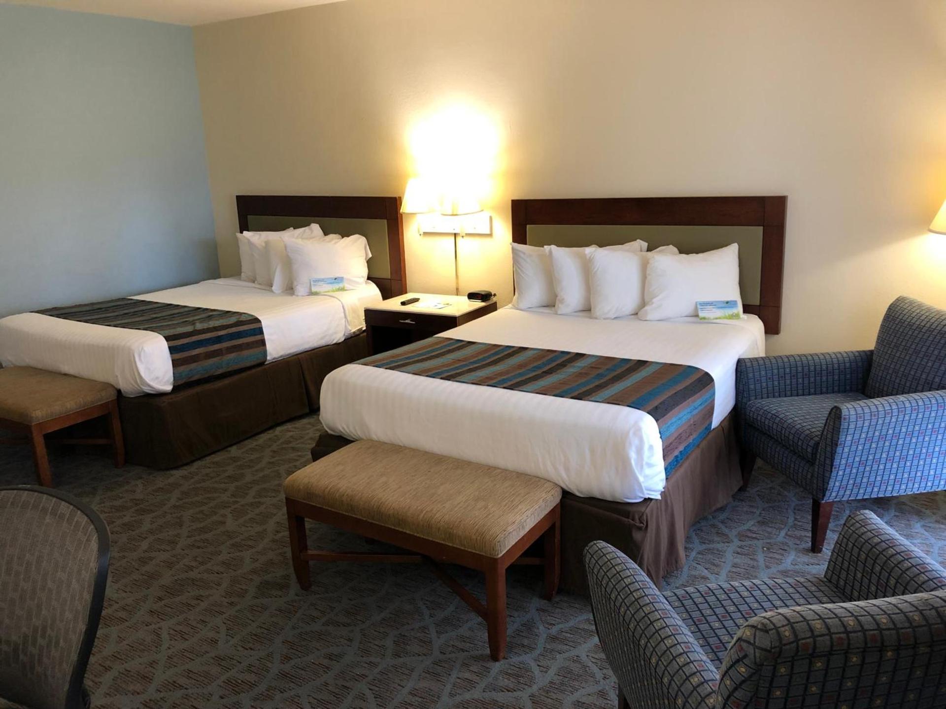 Days Inn by Wyndham Natchez photo 31