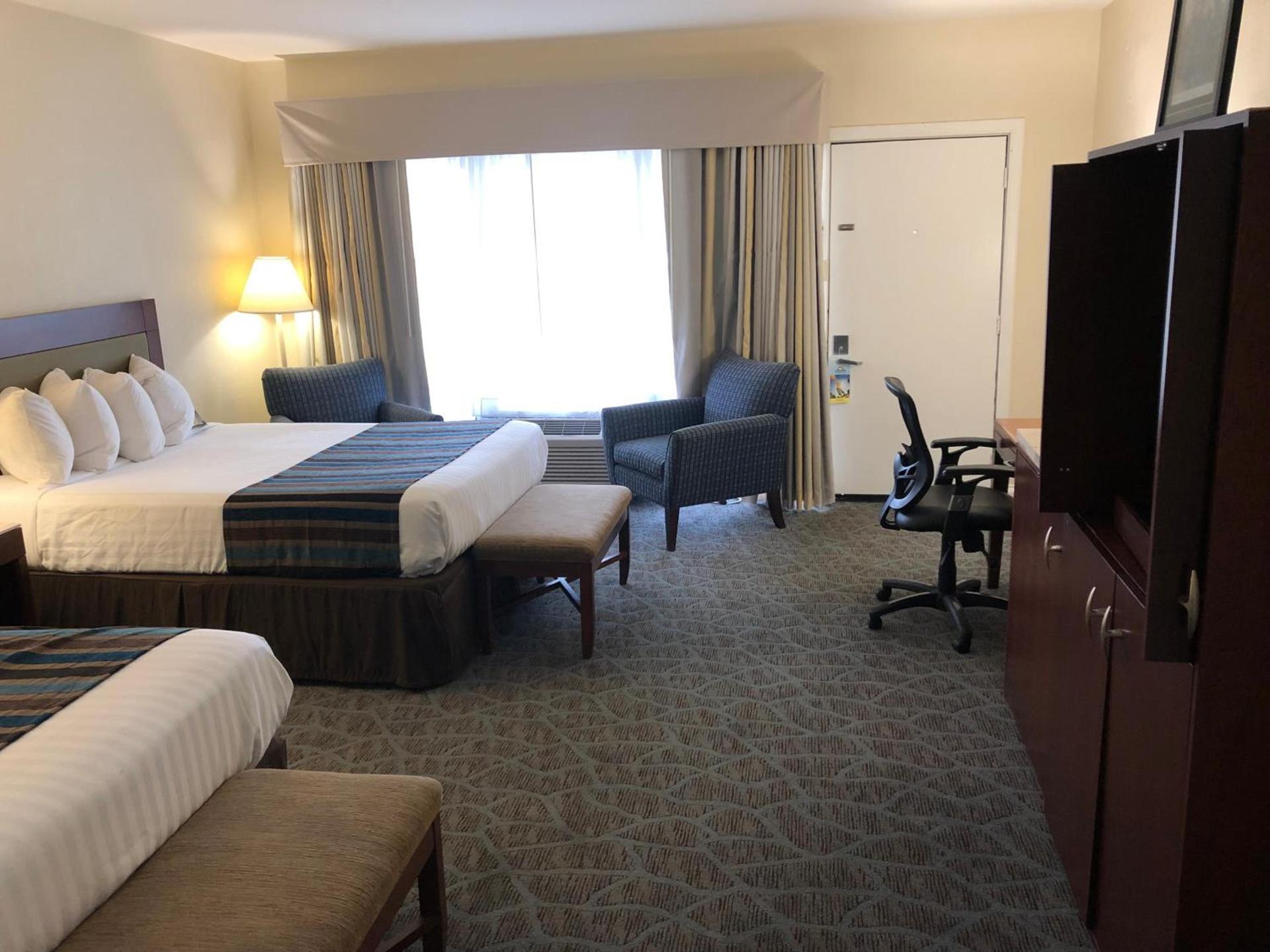 Days Inn by Wyndham Natchez photo 32