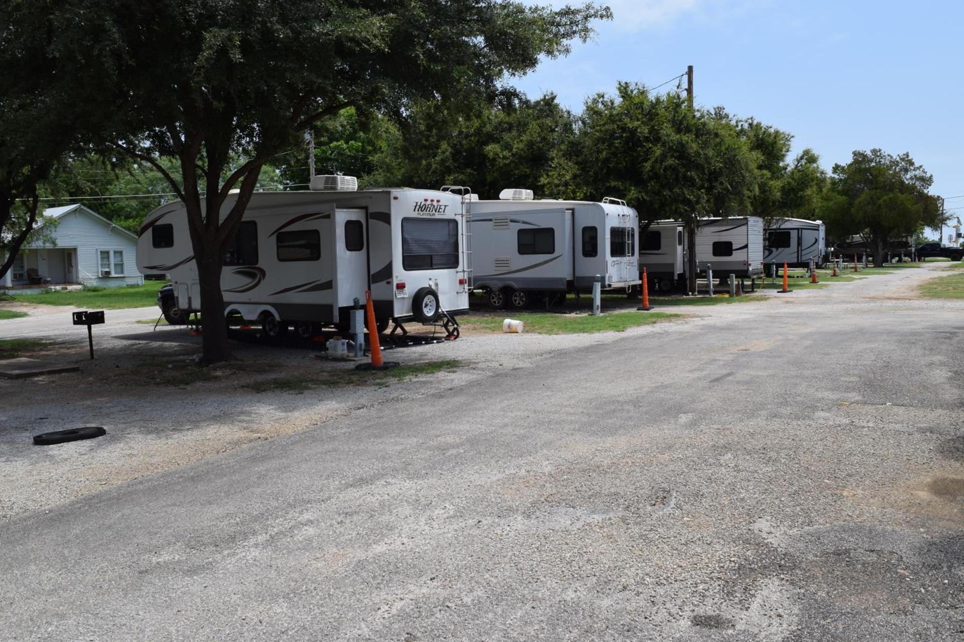 Albany Inn & RV Campground photo 4