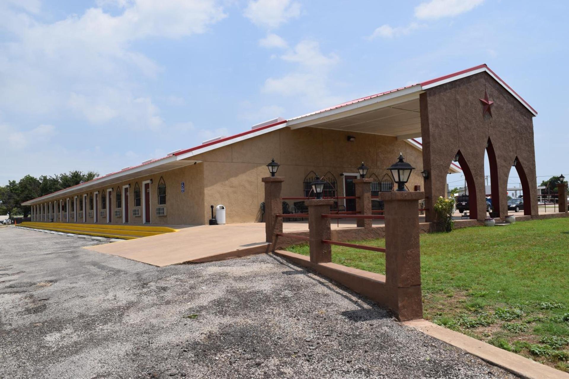 Albany Inn & RV Campground photo 3