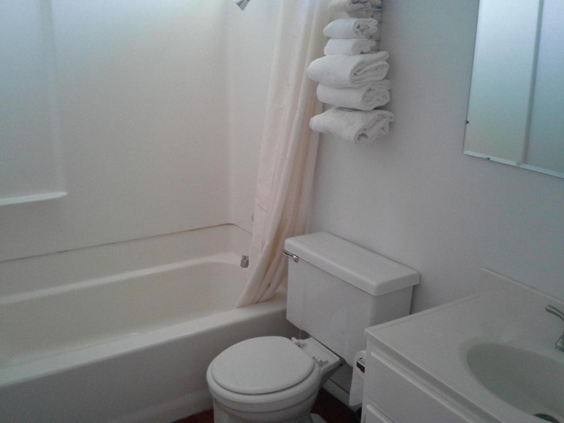 Boron Motel photo 2