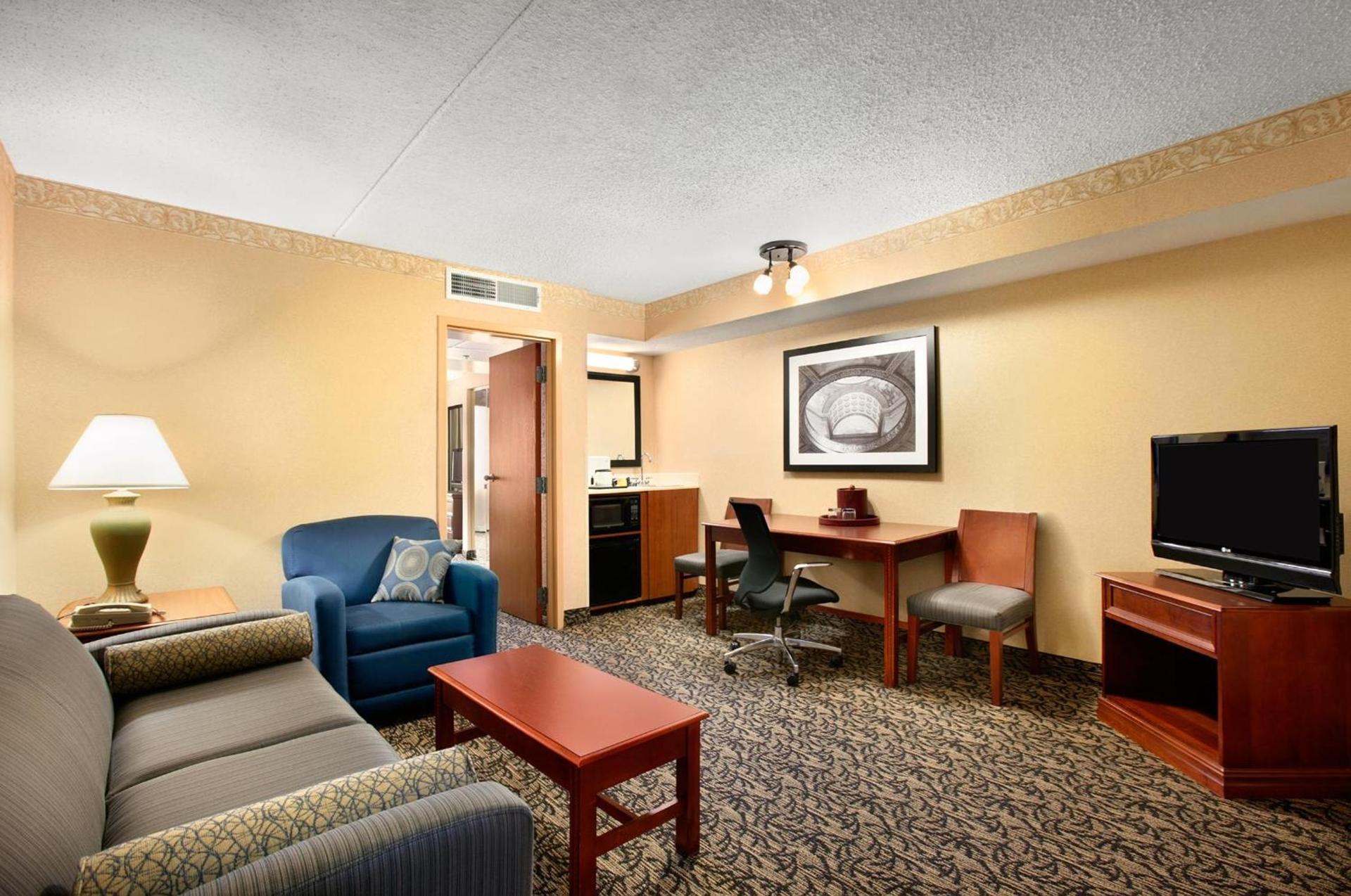 Capitol Plaza Hotel Jefferson City photo 13