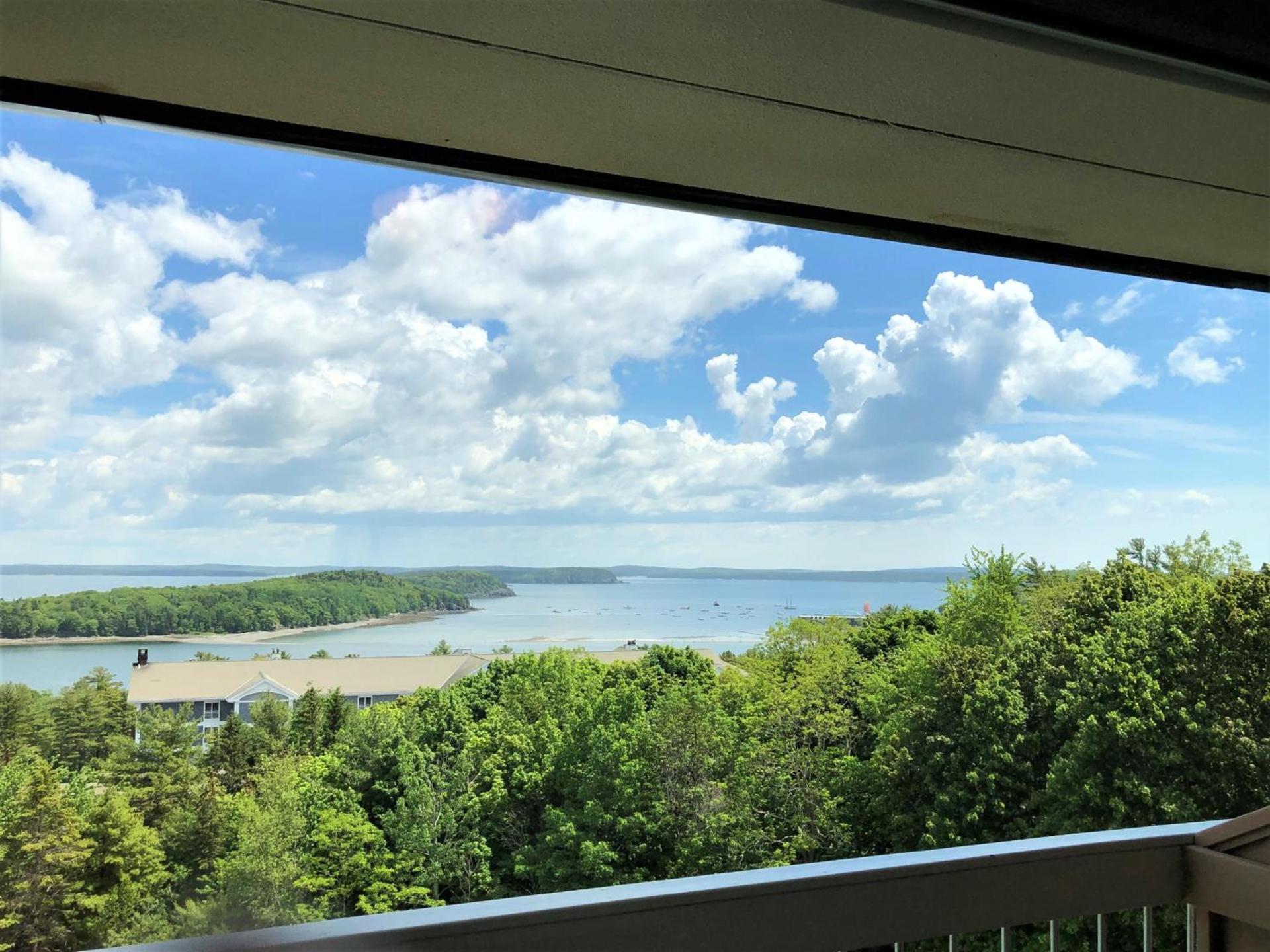 Atlantic Eyrie Lodge photo 10