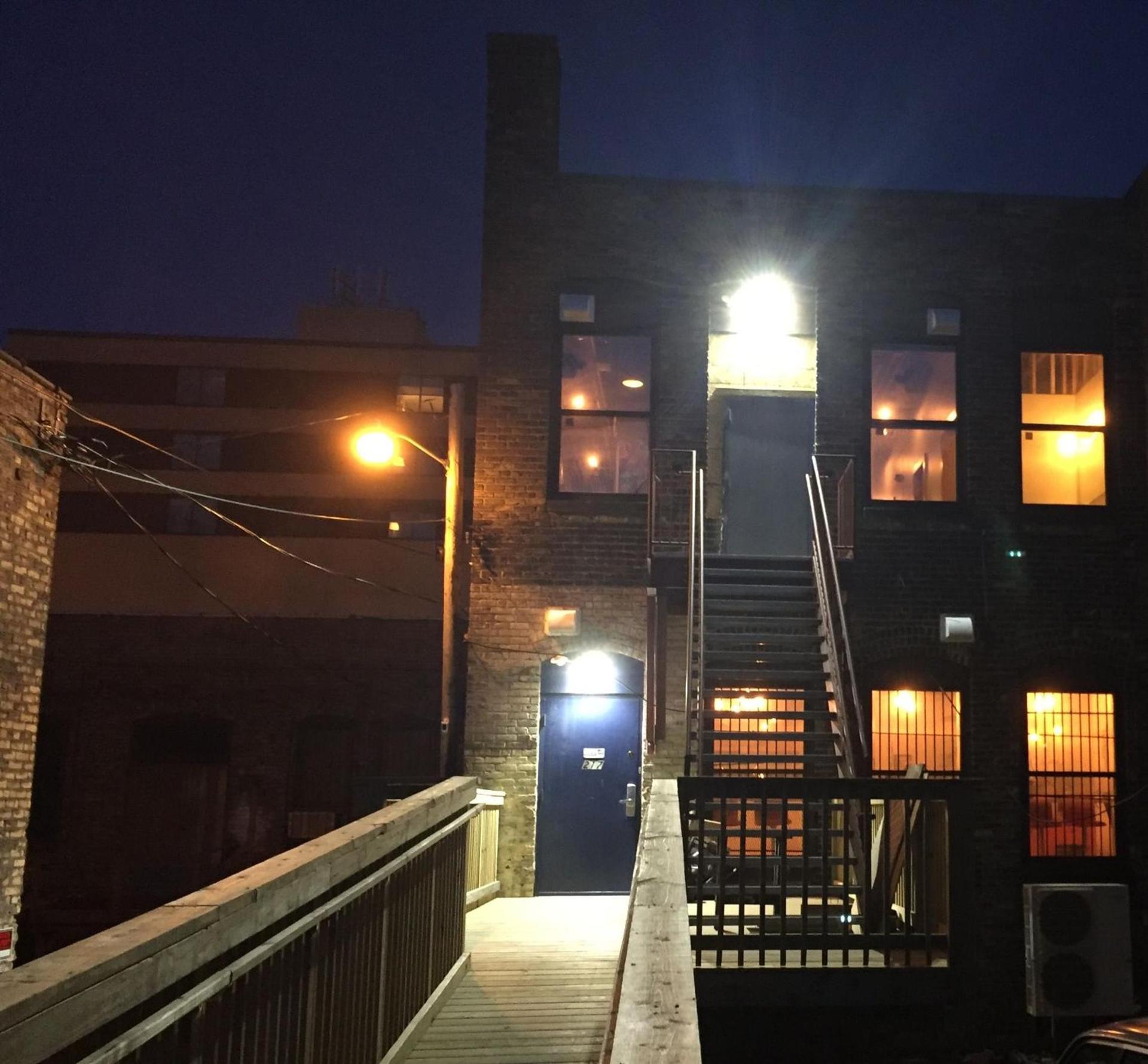 Hostel du Nord photo 1