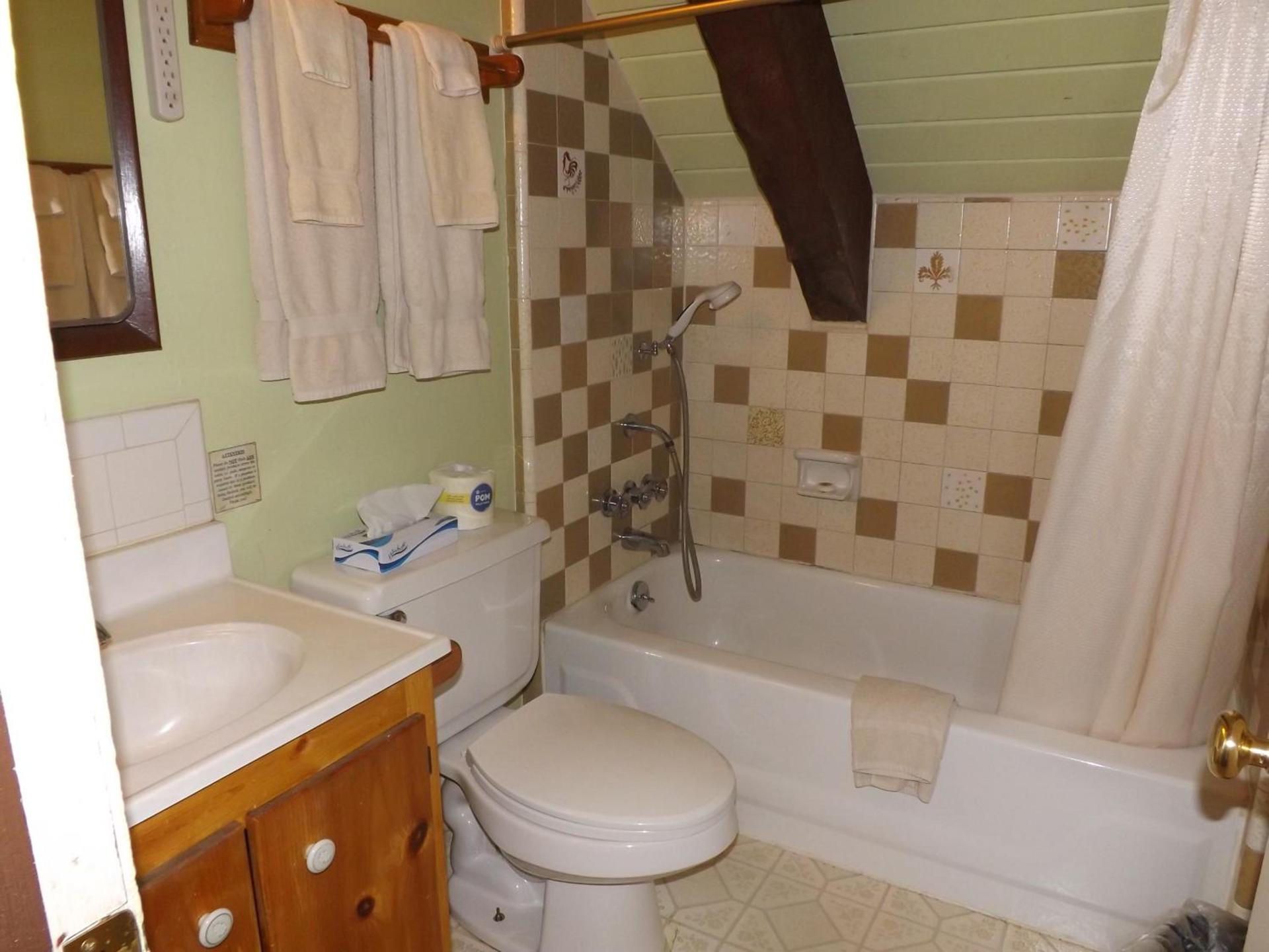 Arizona Mountain Inn & Cabins photo 10