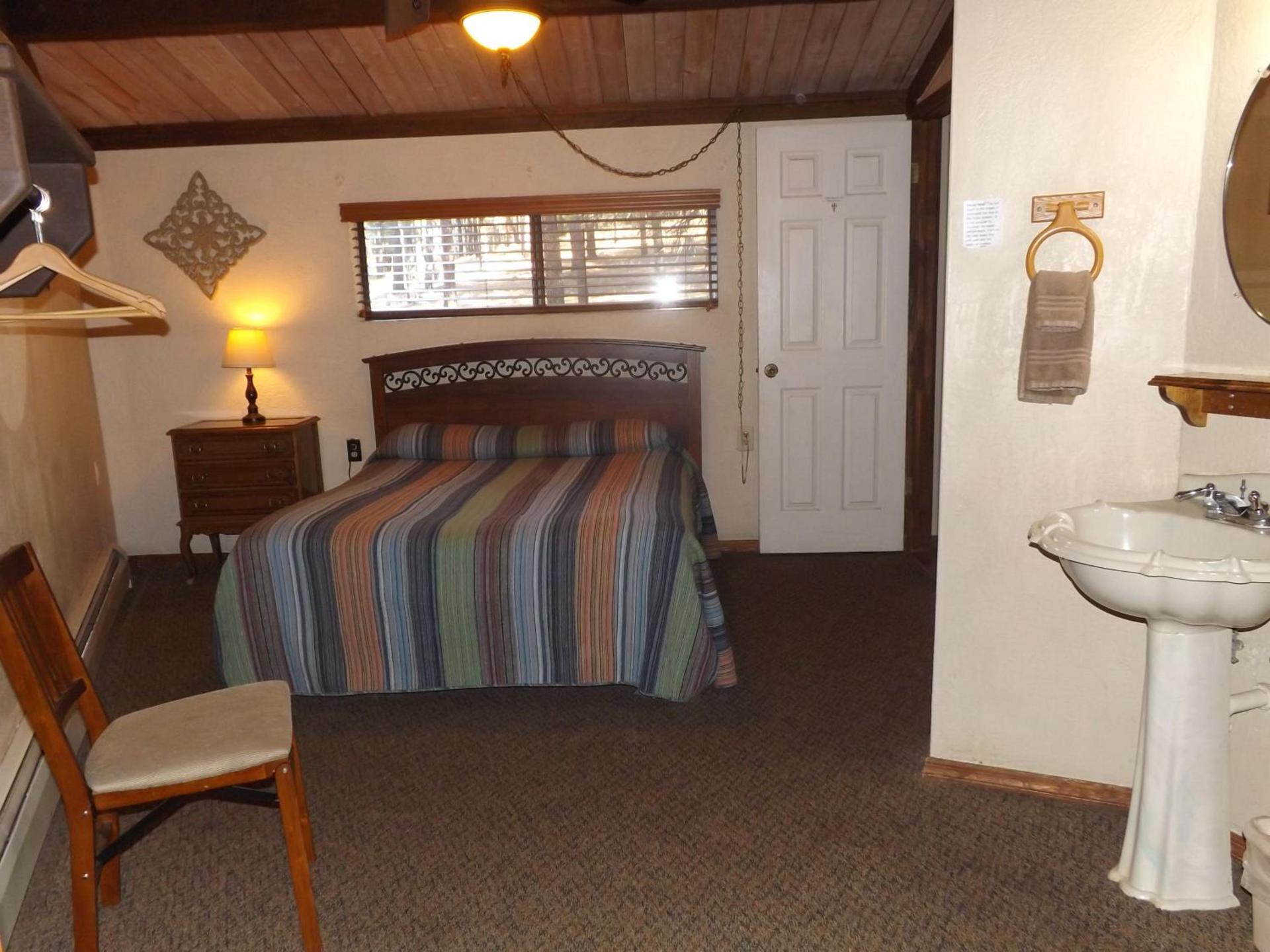 Arizona Mountain Inn & Cabins photo 3
