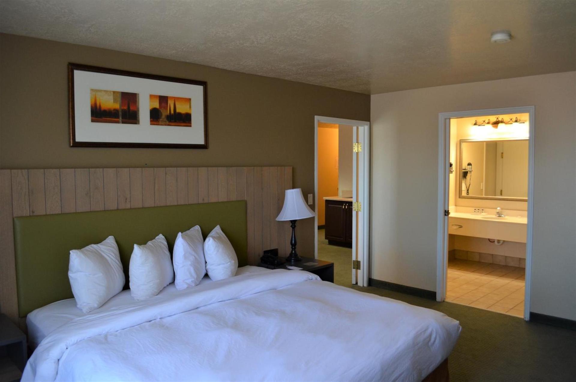 Country Inn & Suites by Radisson, West Valley City, UT photo 32