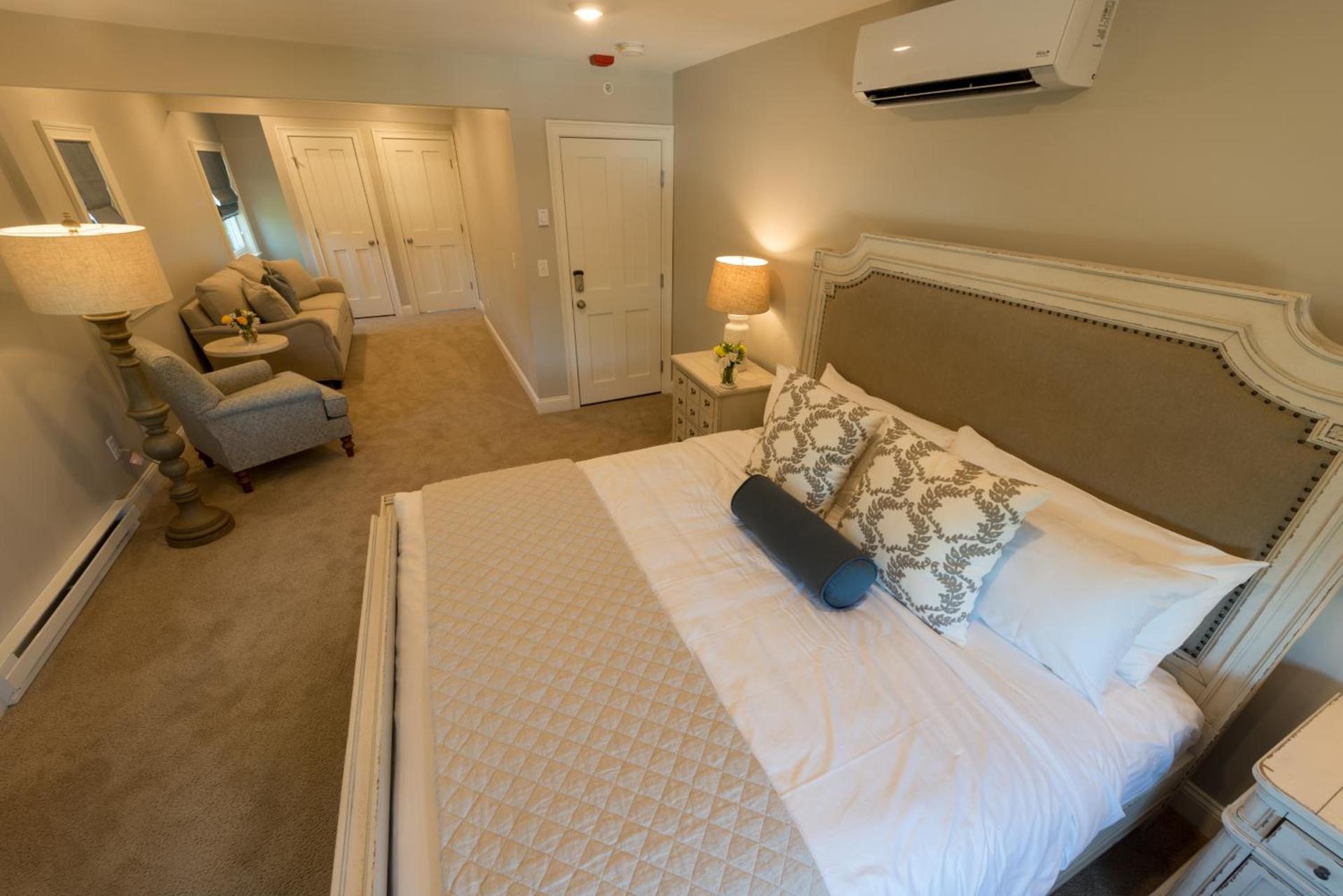 Serenity Inn Newport photo 35