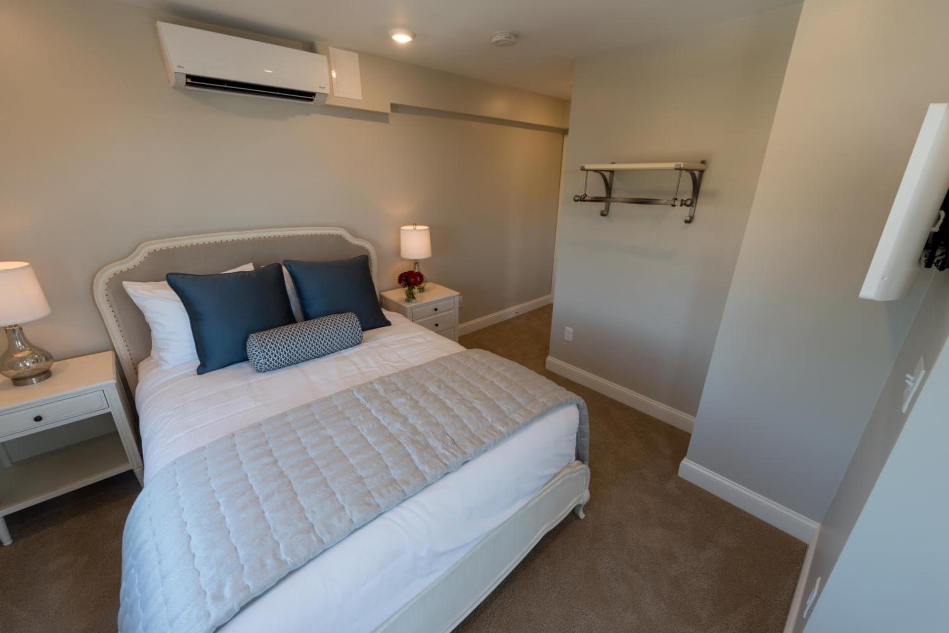 Serenity Inn Newport photo 37