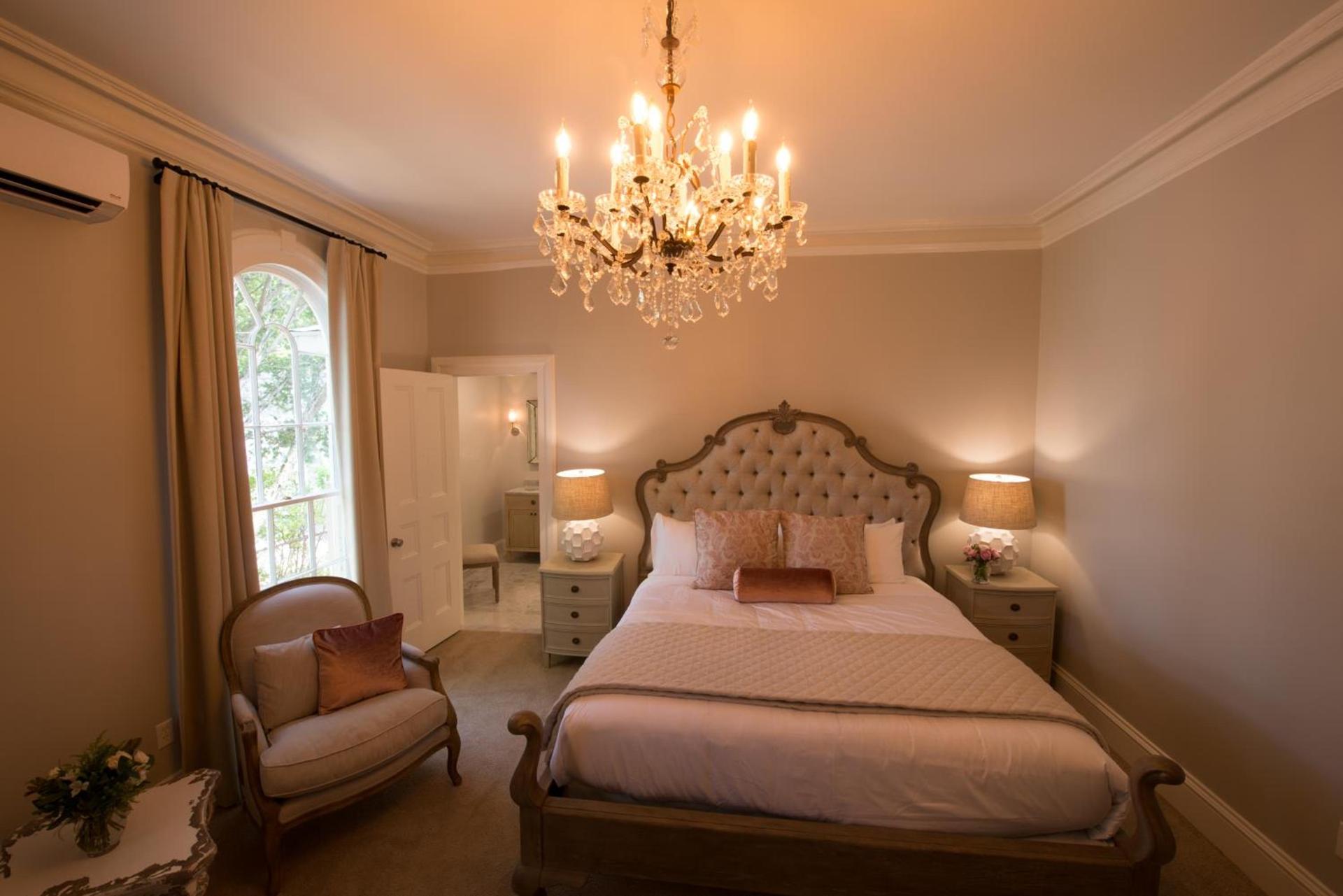 Serenity Inn Newport photo 25