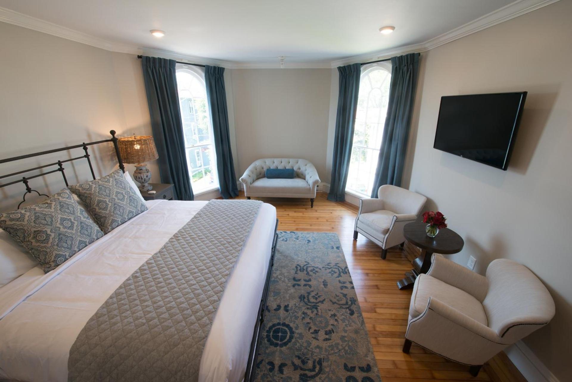 Serenity Inn Newport photo 53
