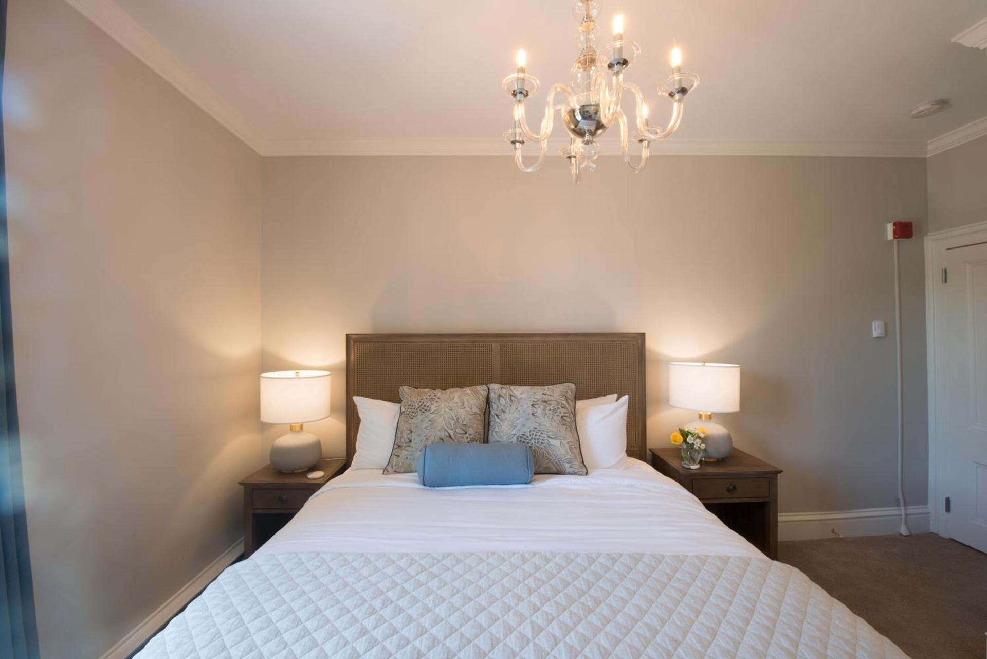 Serenity Inn Newport photo 14