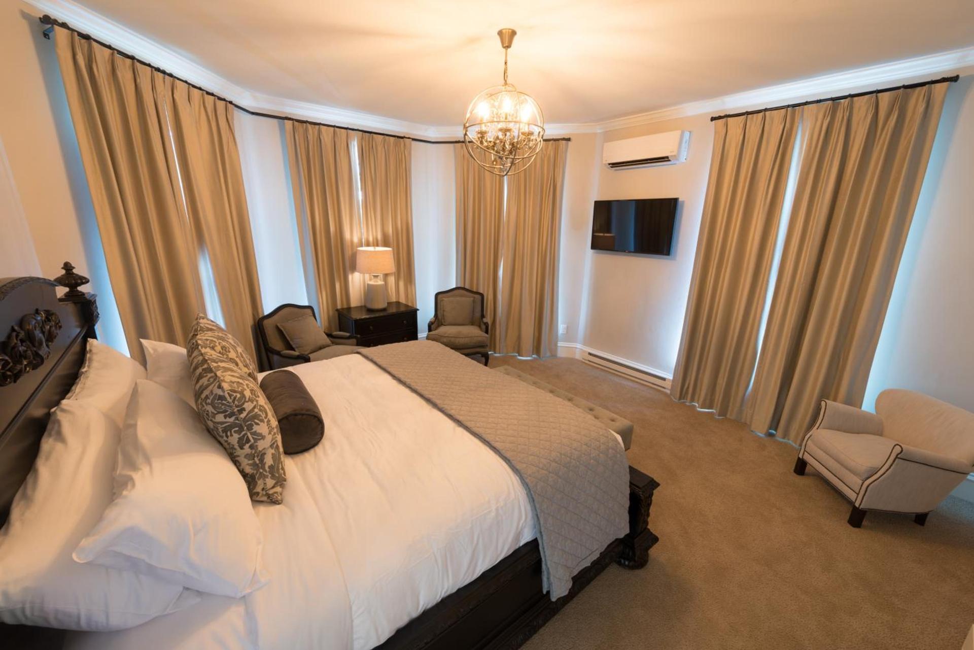 Serenity Inn Newport photo 10