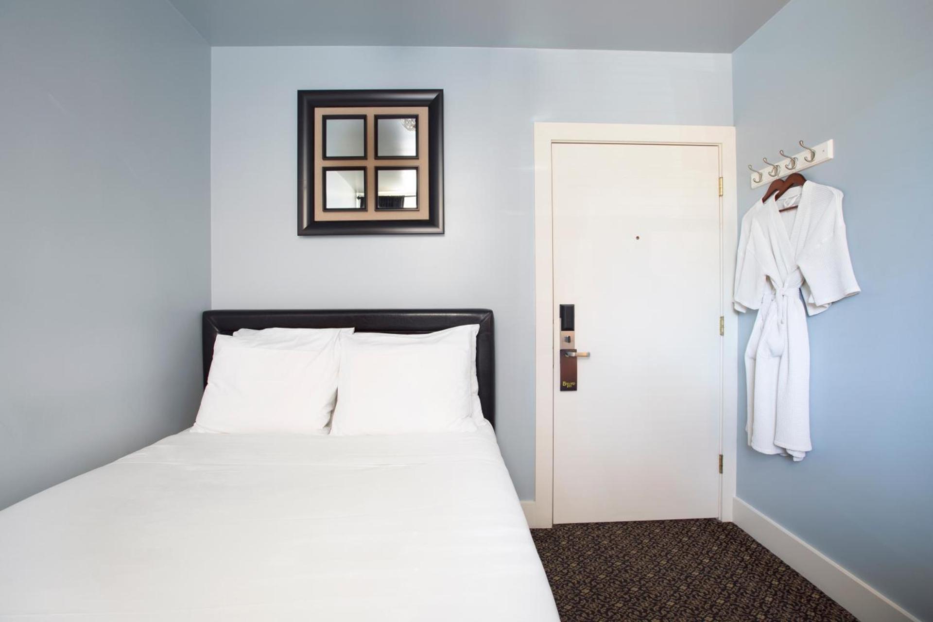 Ballard Inn photo 9
