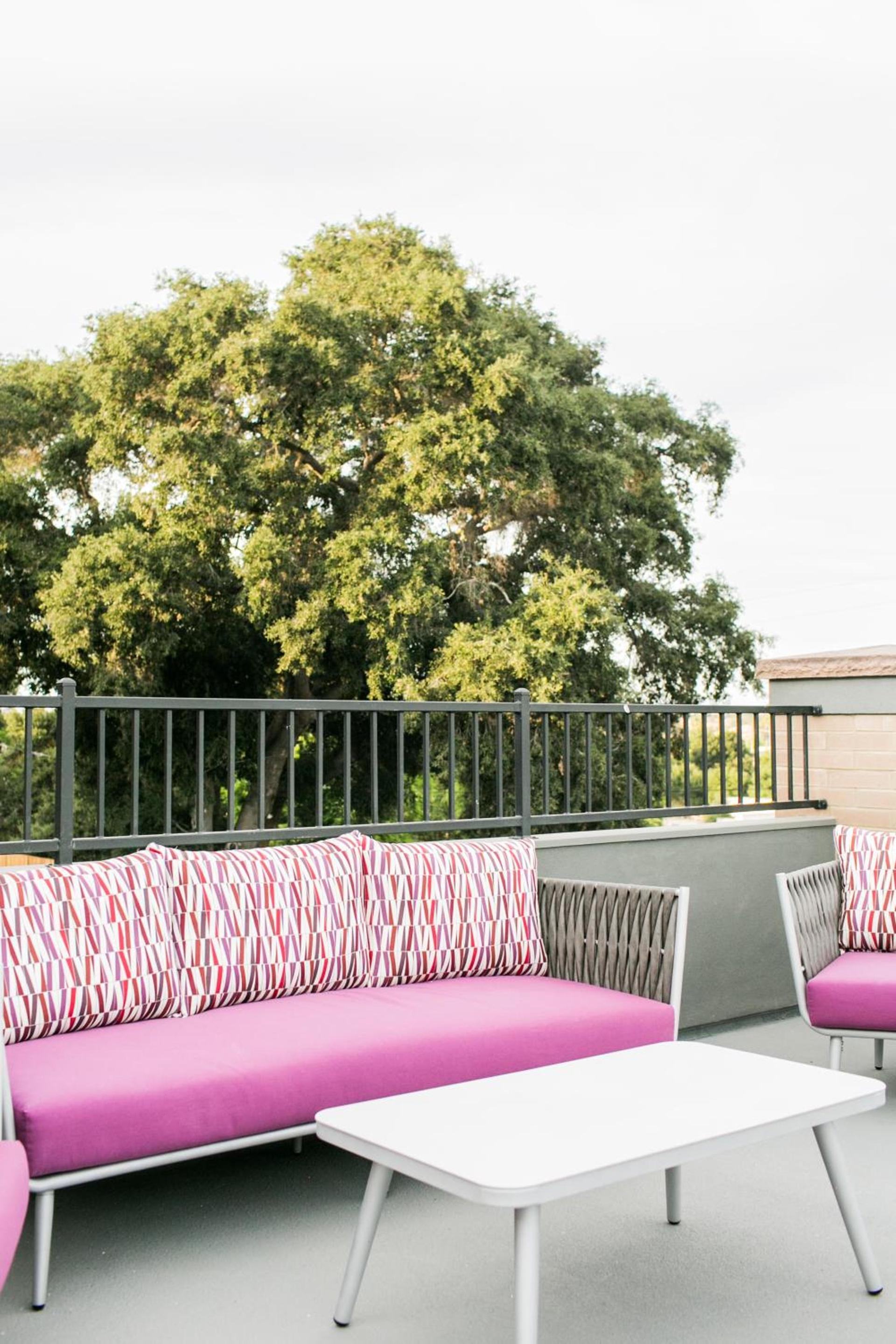 Hotel Siri Downtown - Paso Robles photo 10