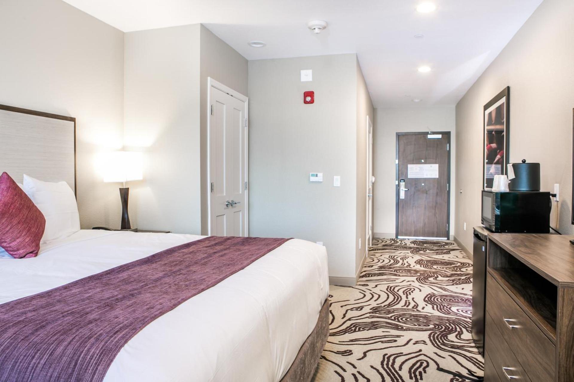 Hotel Siri Downtown - Paso Robles photo 46
