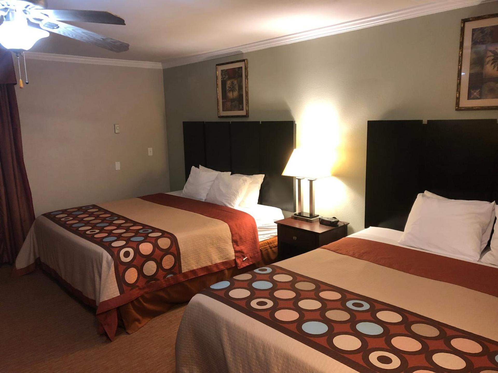 Global Inn photo 6