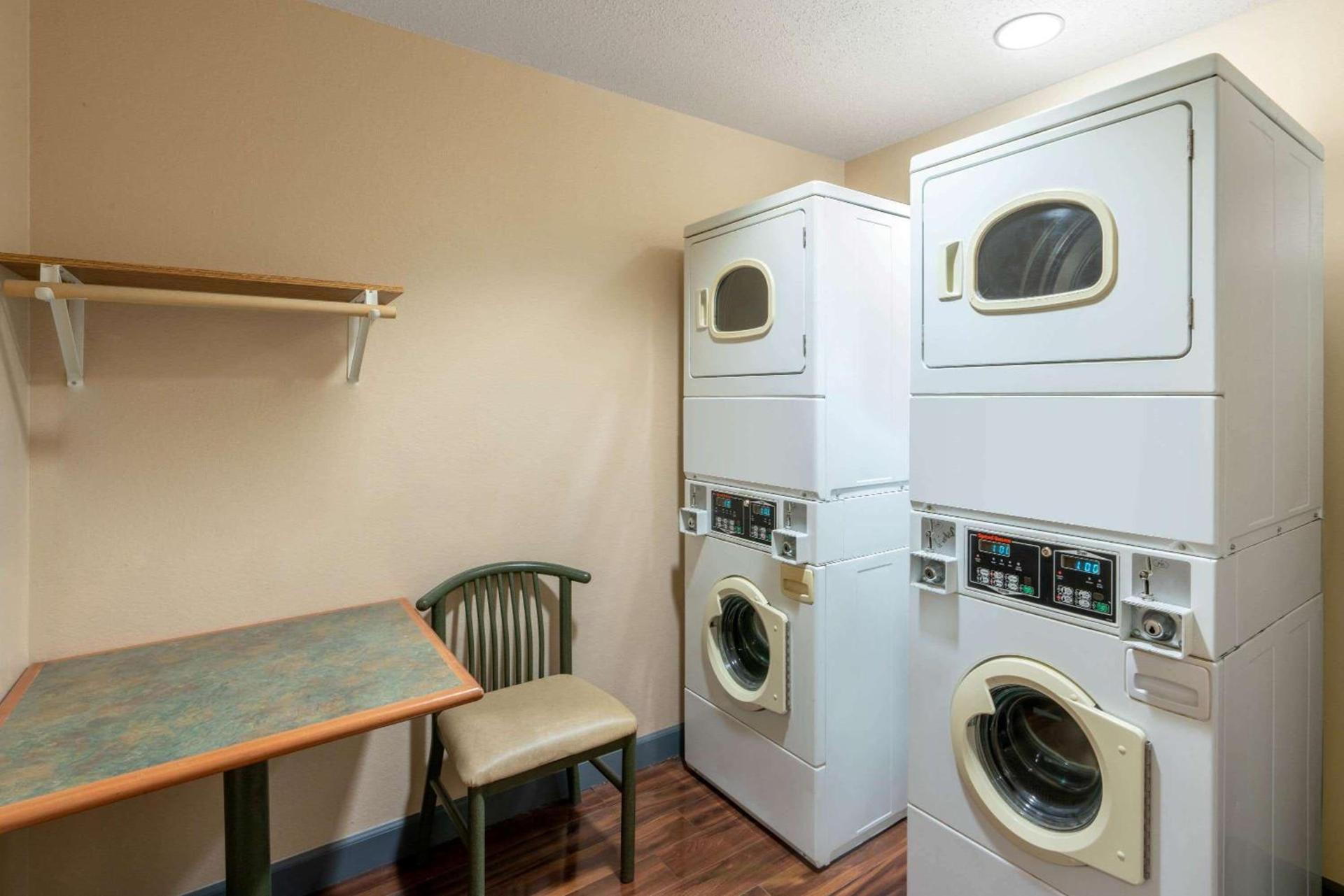Microtel Inn & Suites photo 17