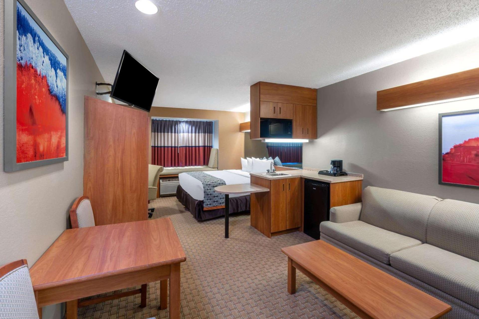 Microtel Inn & Suites photo 10