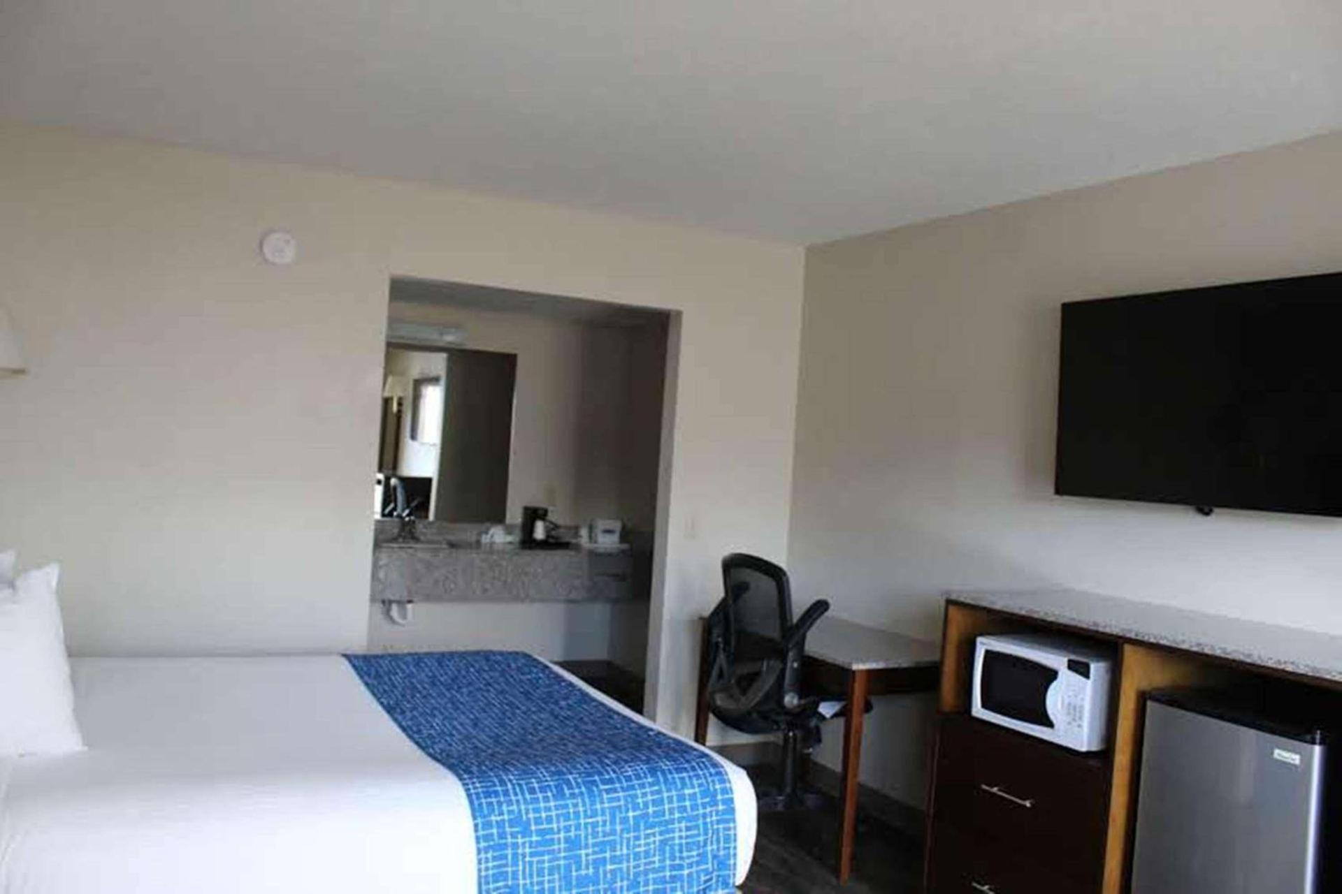 Travelodge by Wyndham Cedar City photo 26