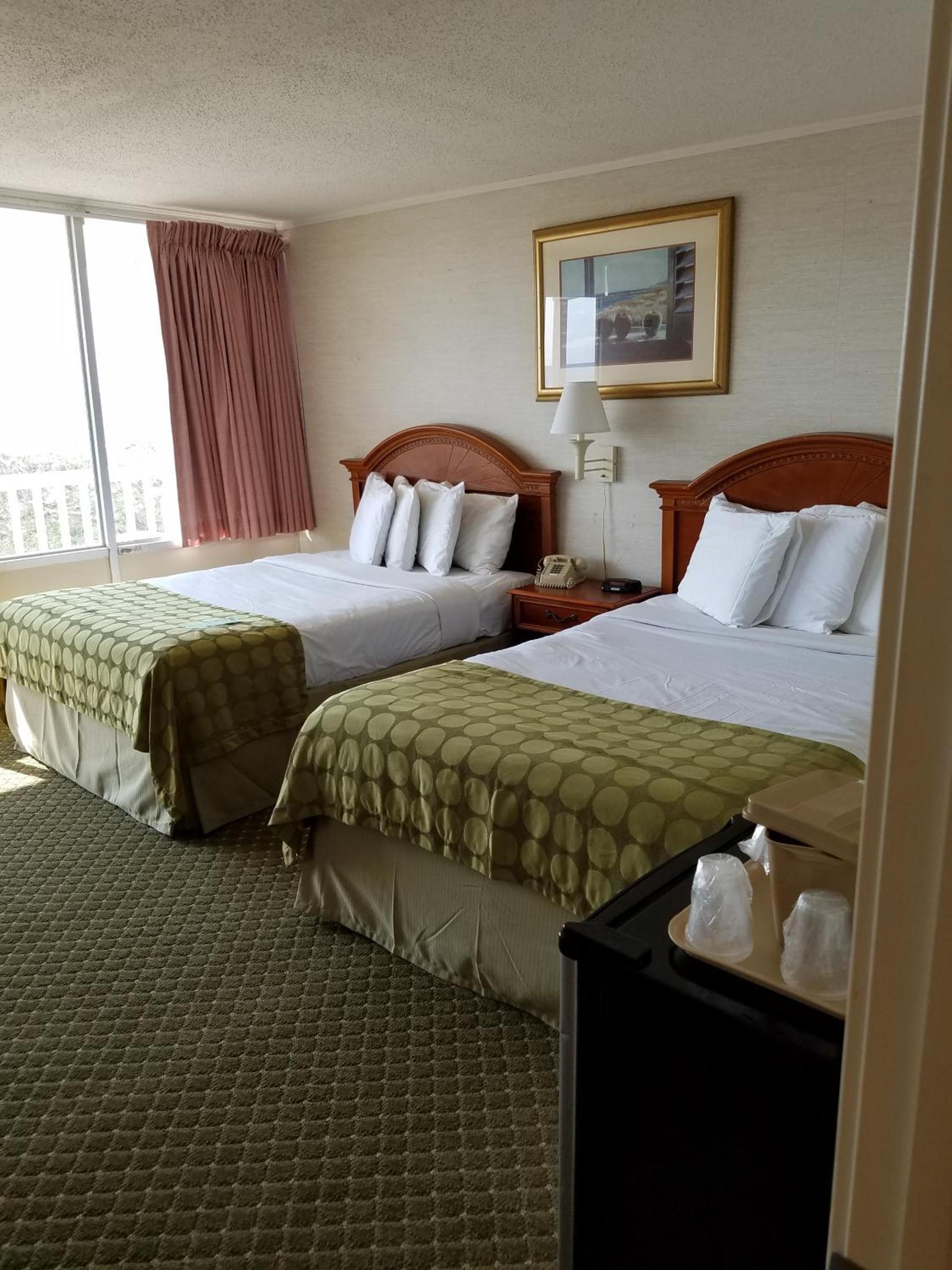 Seabonay Oceanfront Motel photo 6