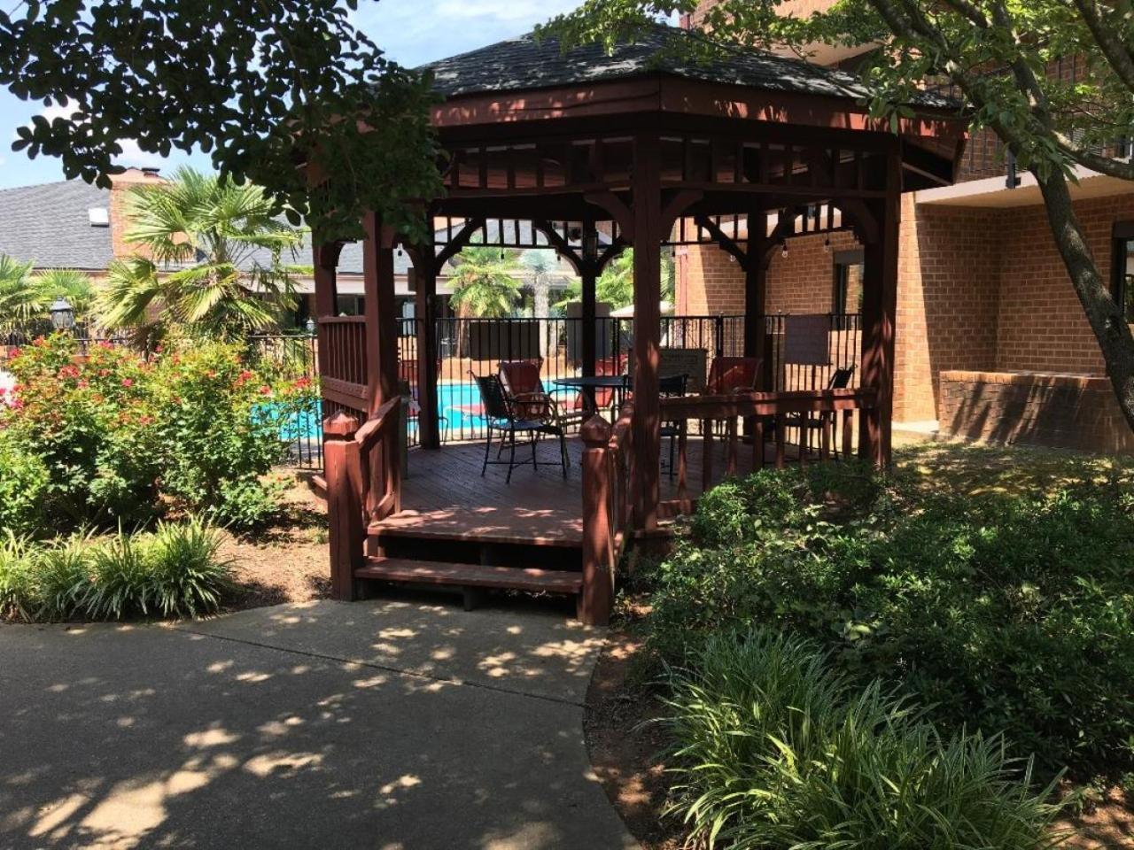 Ramada by Wyndham Raleigh photo 26