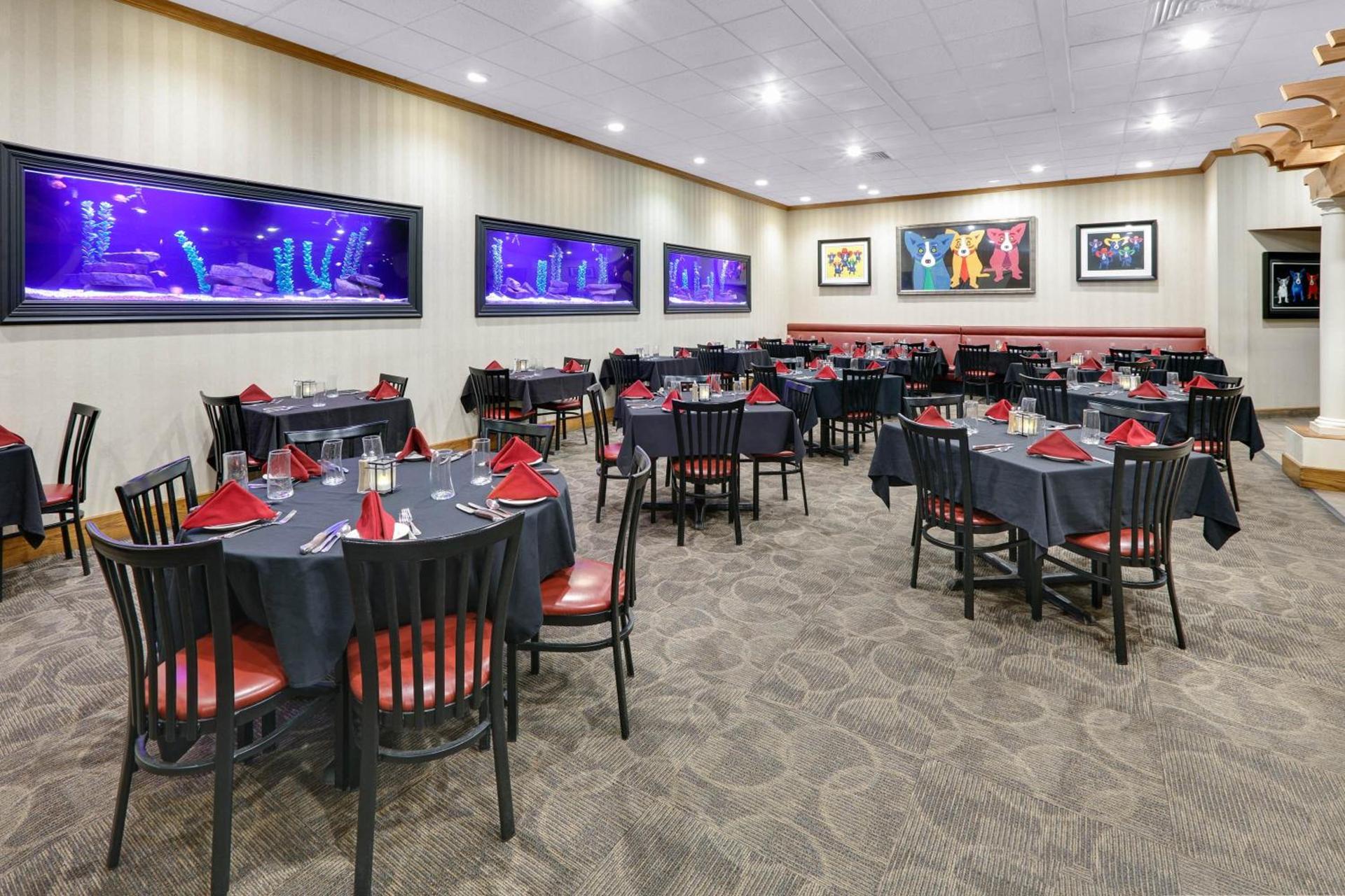 Wyndham Riverfront Hotel photo 80