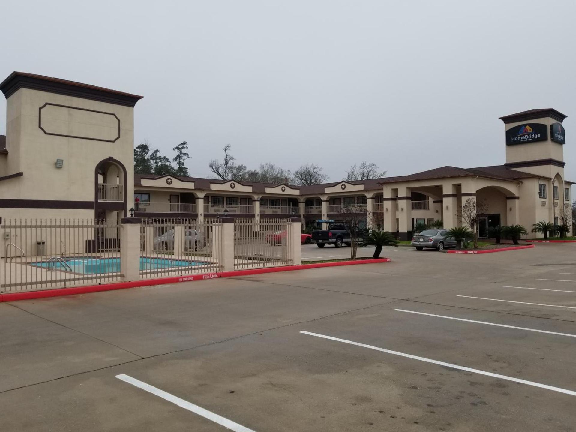 HomeBridge Inn and Suites photo 3