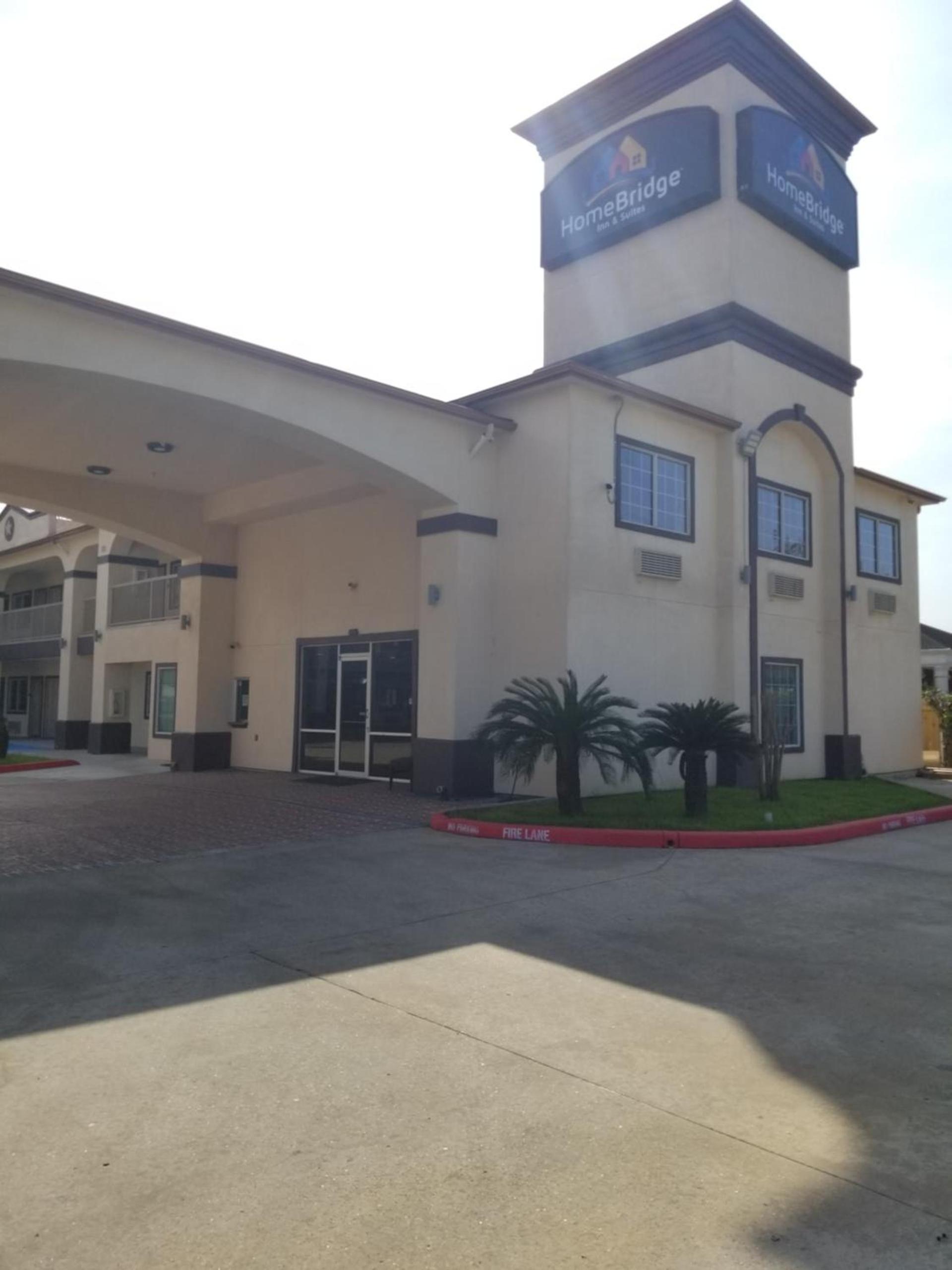 HomeBridge Inn and Suites photo 7