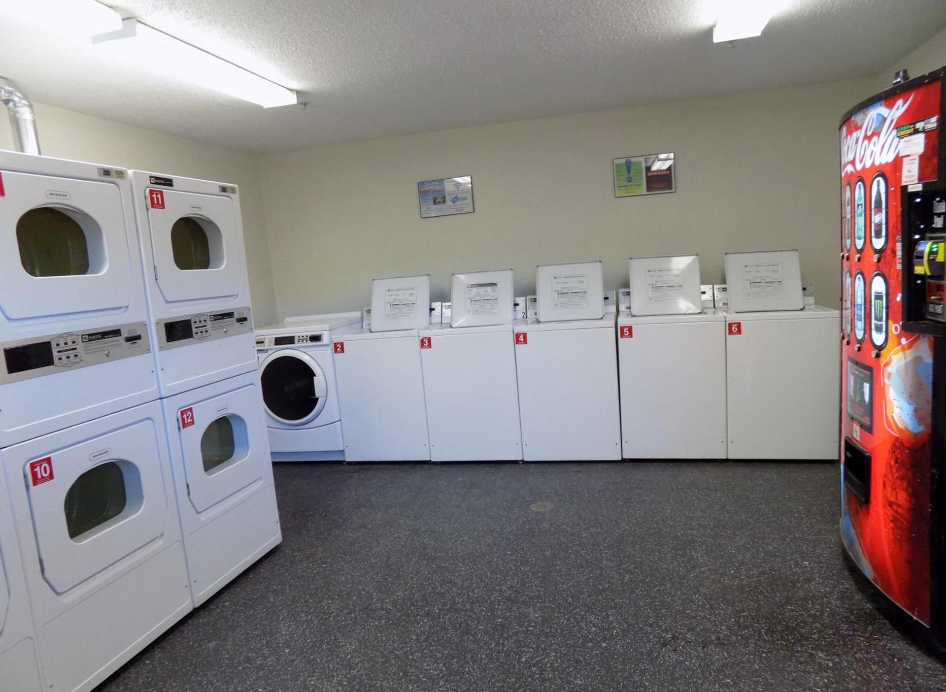 InTown Suites Extended Stay Austin TX - North Lamar photo 12
