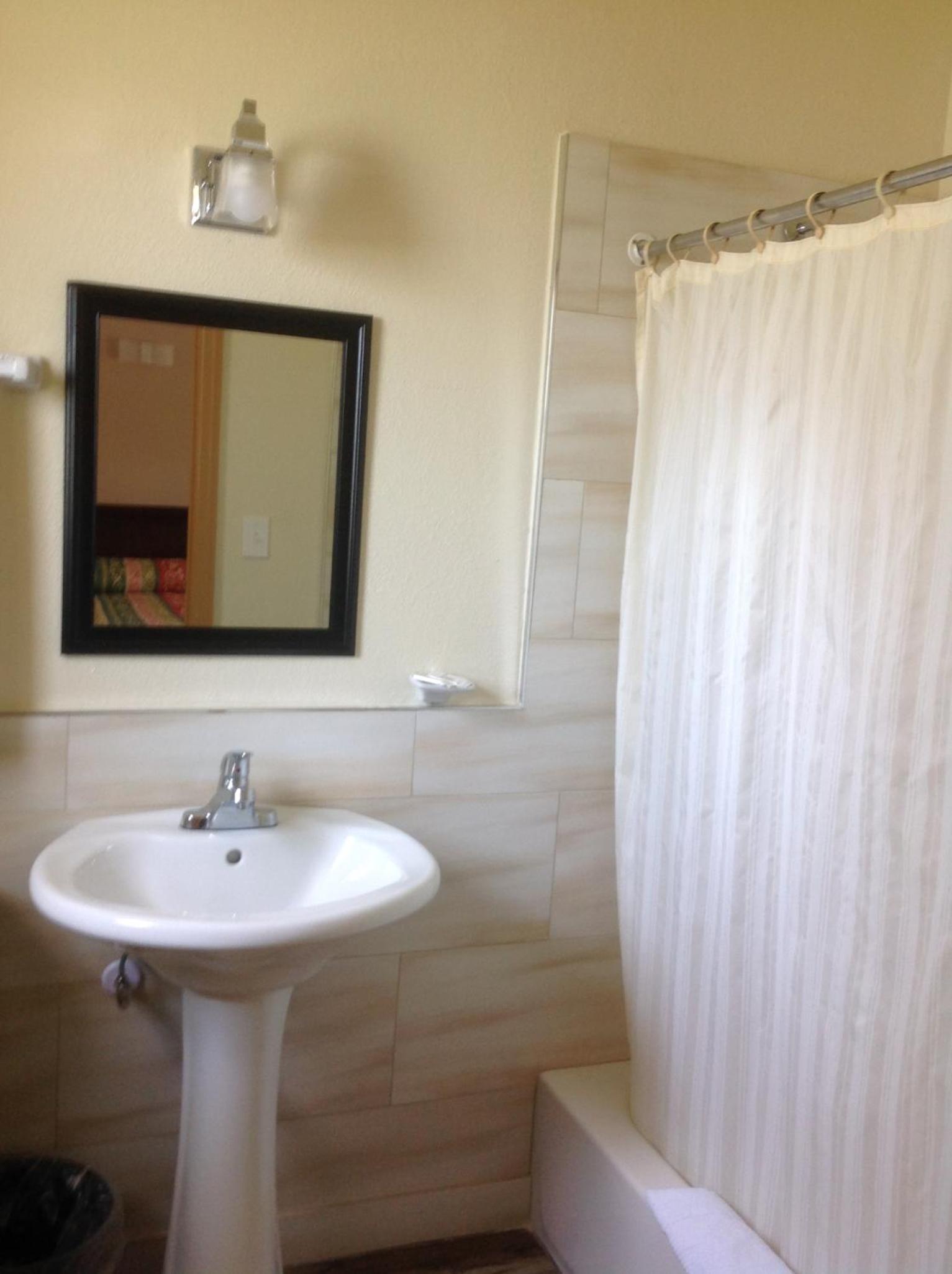 Sunshine Inn of Daytona Beach photo 14