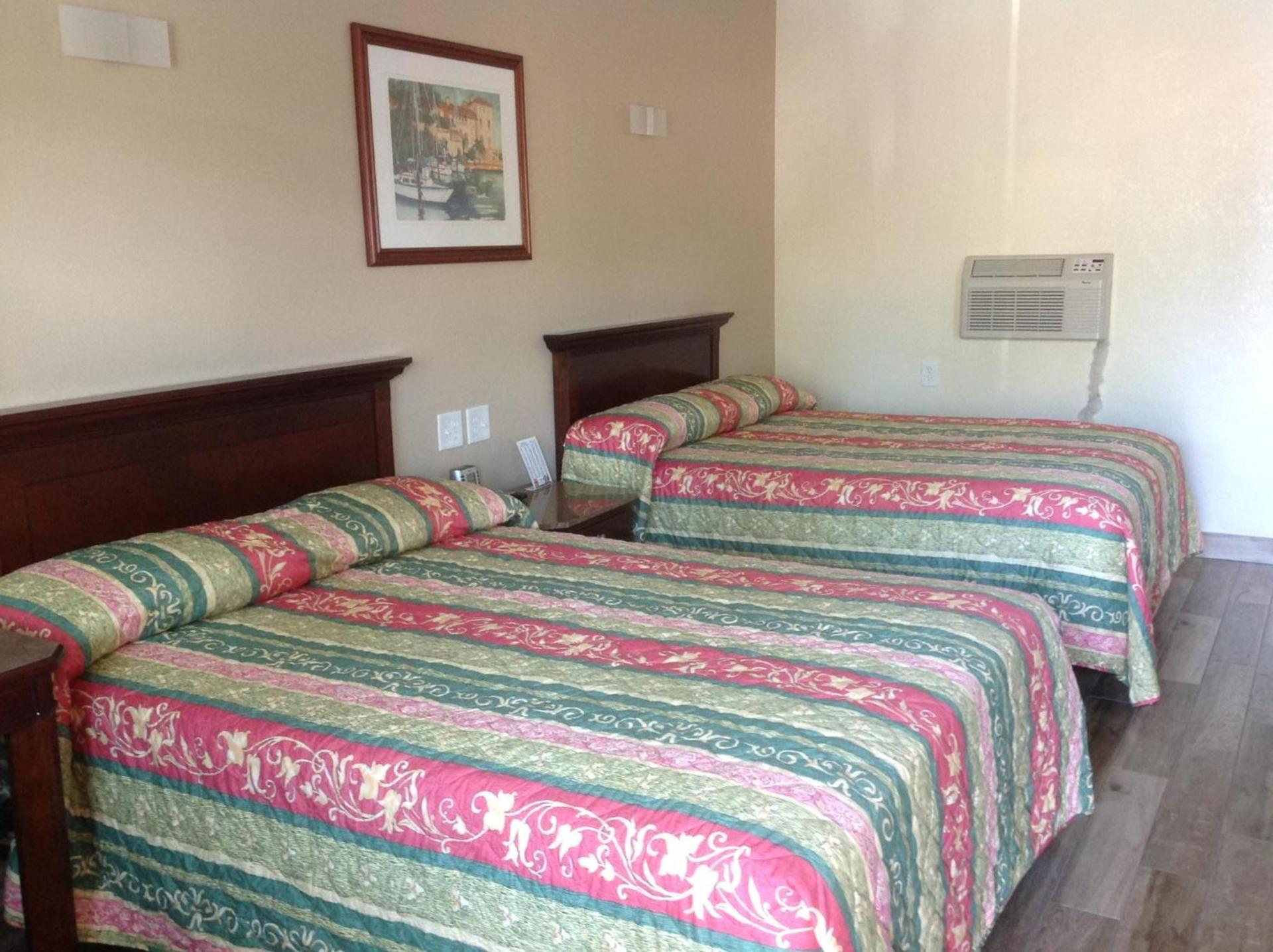 Sunshine Inn of Daytona Beach photo 15