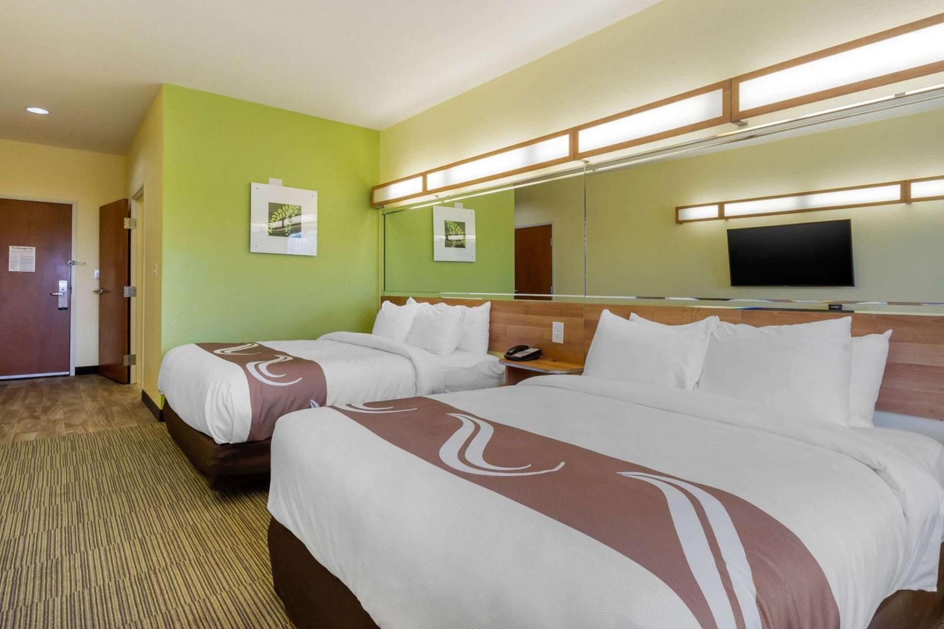 Quality Inn & Suites Lehigh Acres Fort Myers photo 40