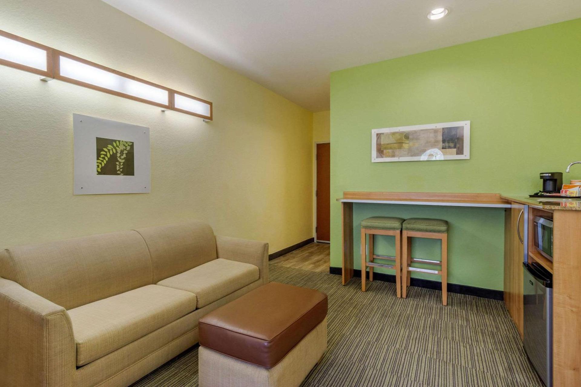 Quality Inn & Suites Lehigh Acres Fort Myers photo 23