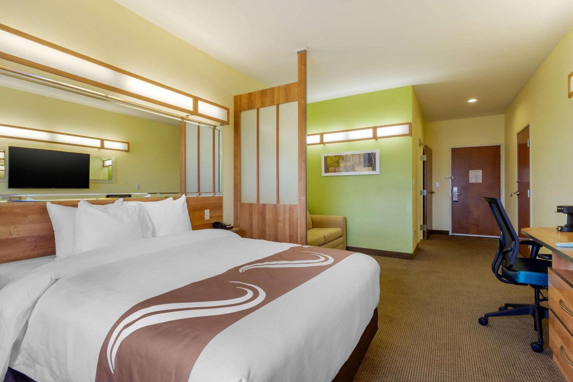 Quality Inn & Suites Lehigh Acres Fort Myers photo 18