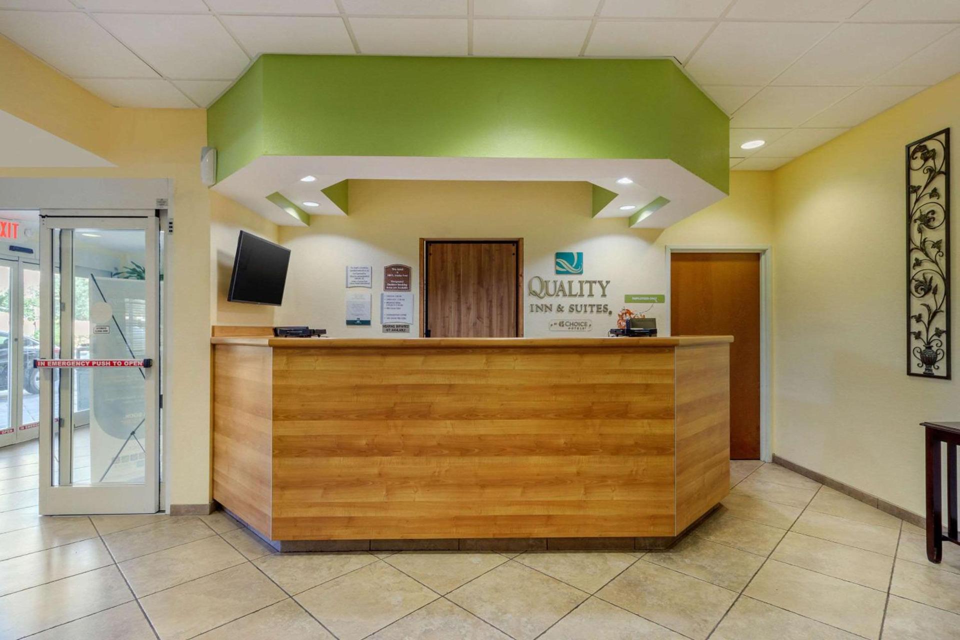 Quality Inn & Suites Lehigh Acres Fort Myers photo 15