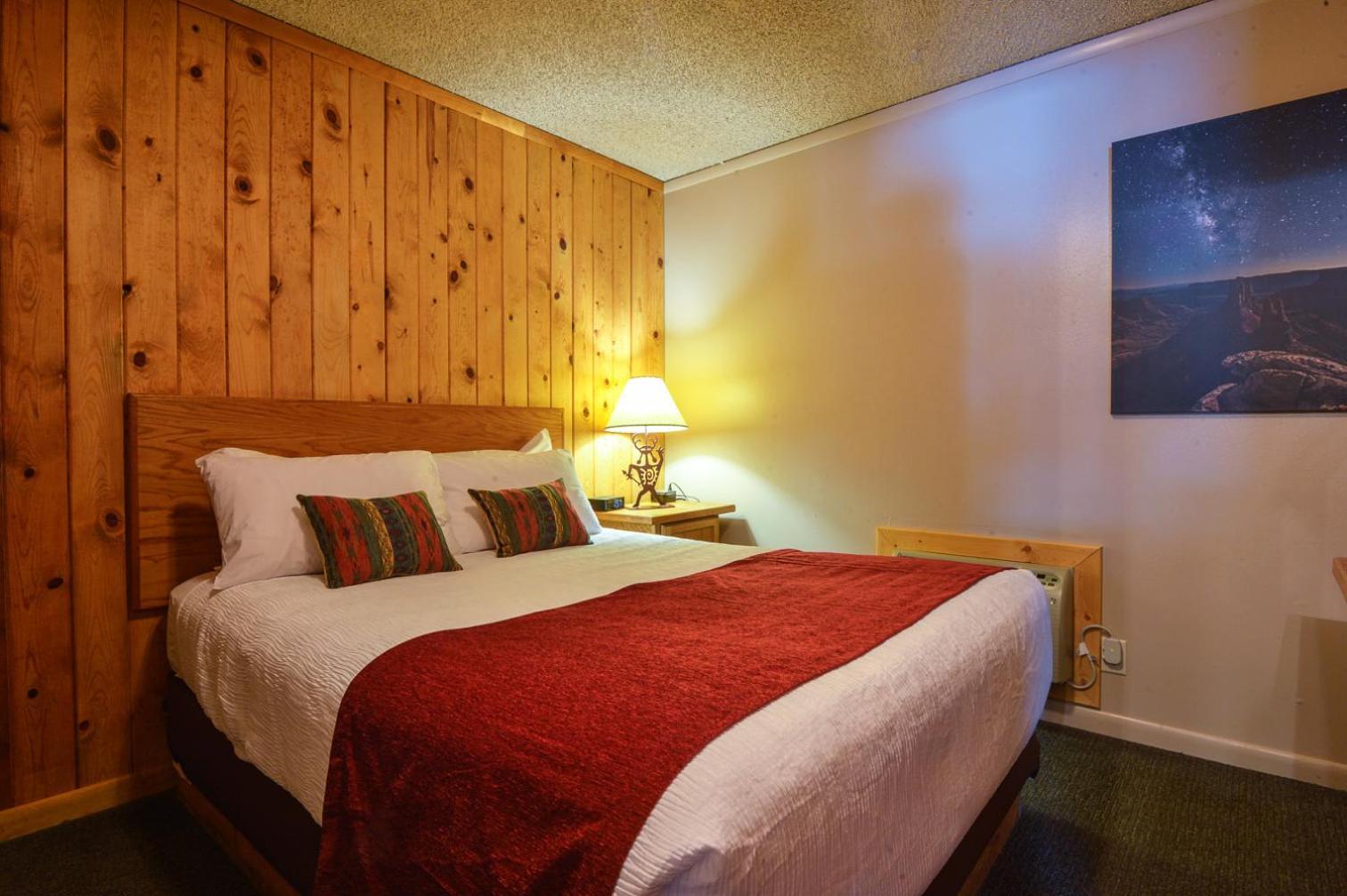 Rustic Inn photo 19