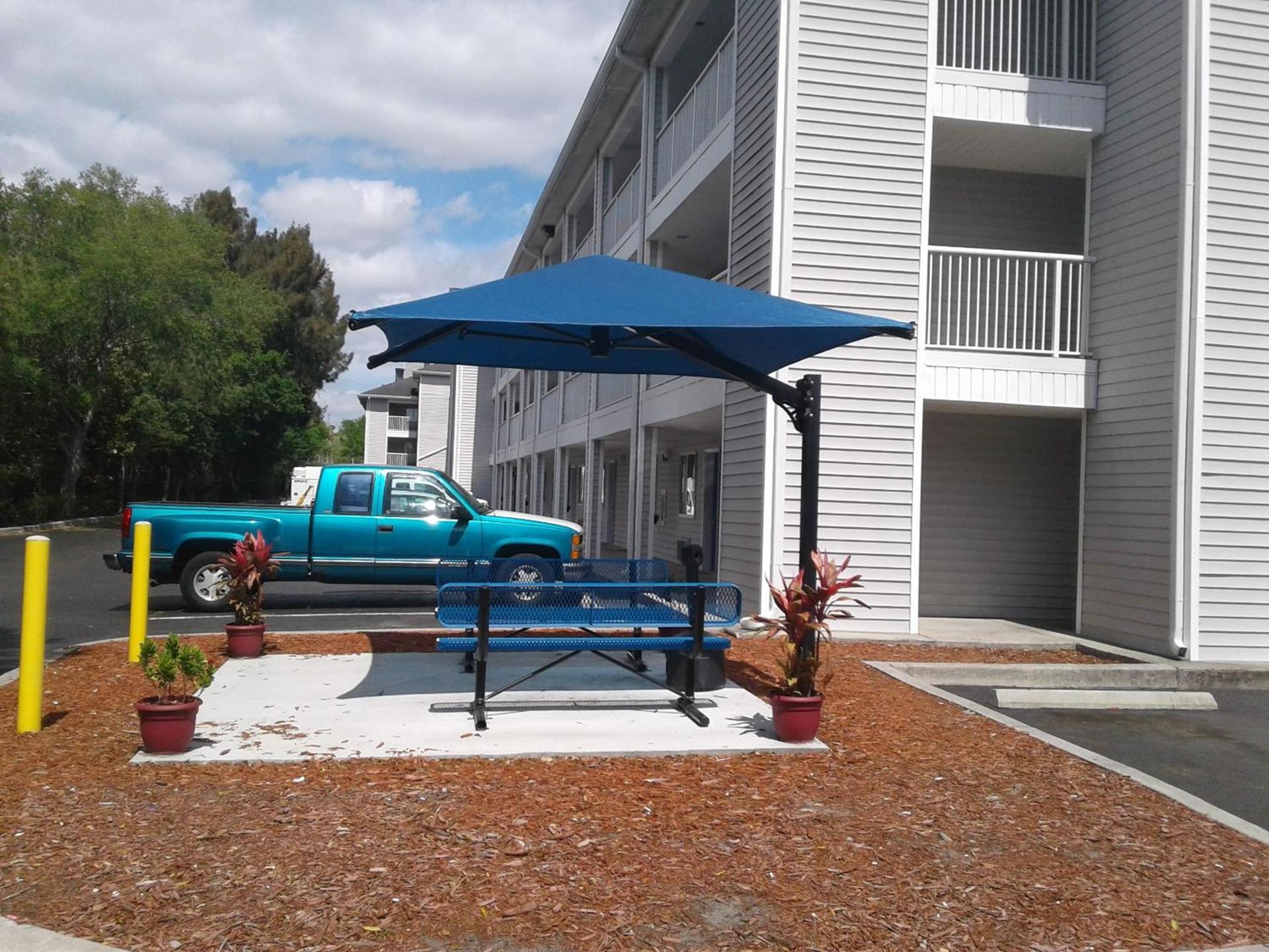 InTown Suites Extended Stay Clearwater FL photo 2