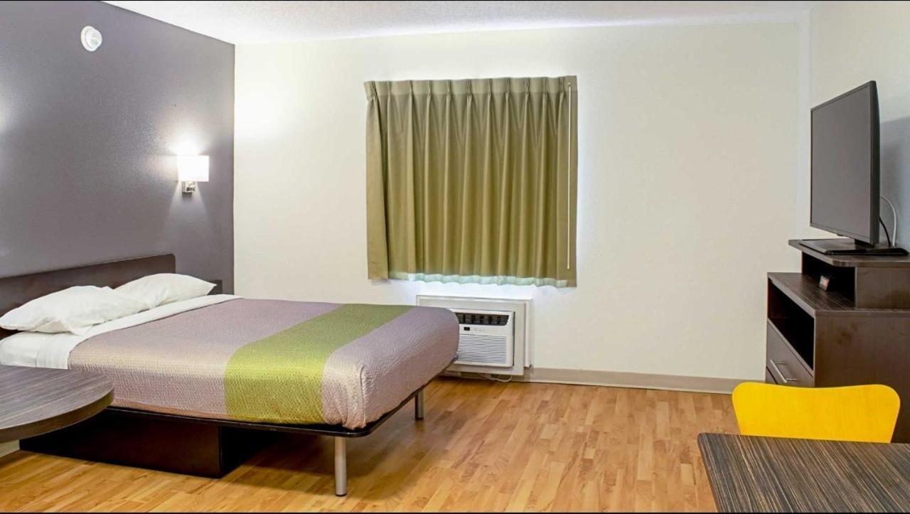 Studio Lodge - Cincinnati - Springdale photo 38