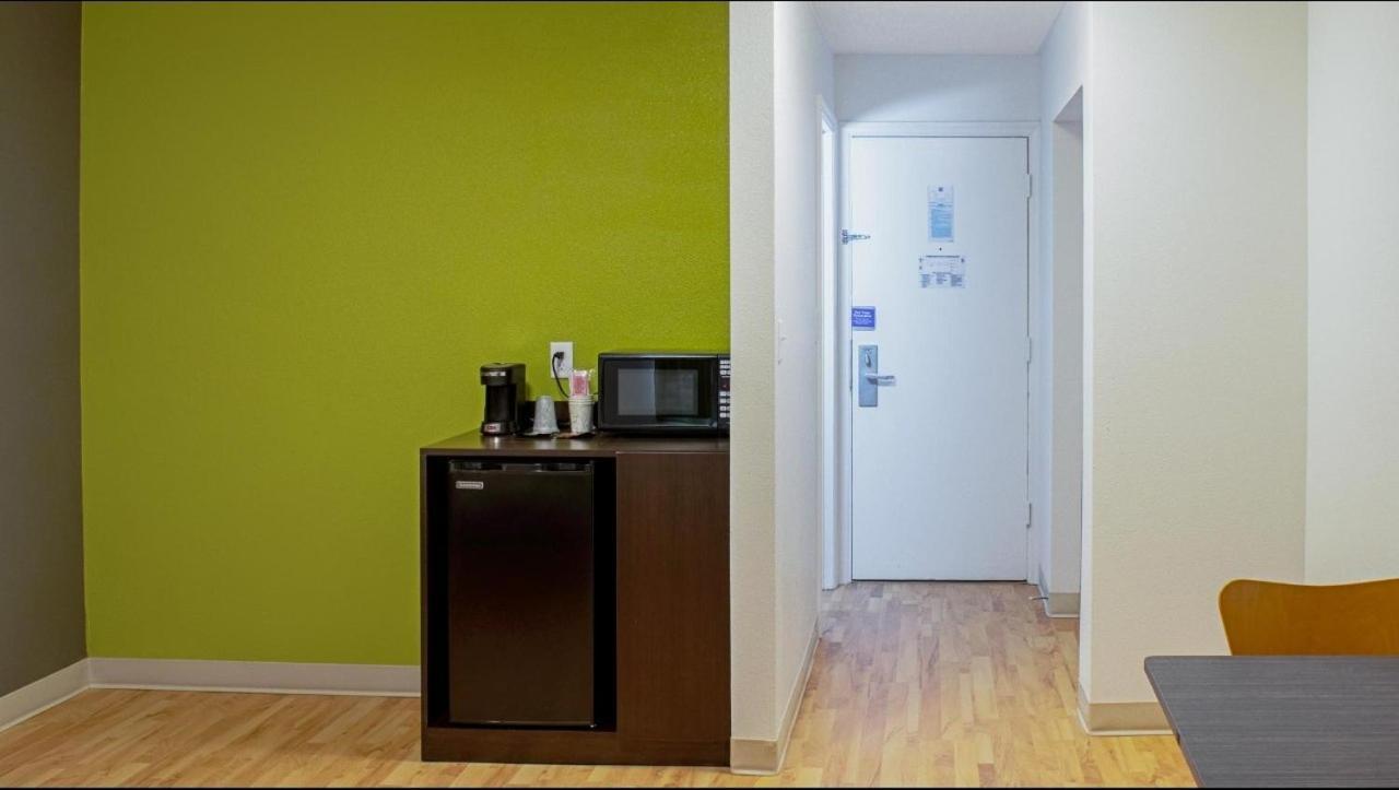 Studio Lodge - Cincinnati - Springdale photo 40